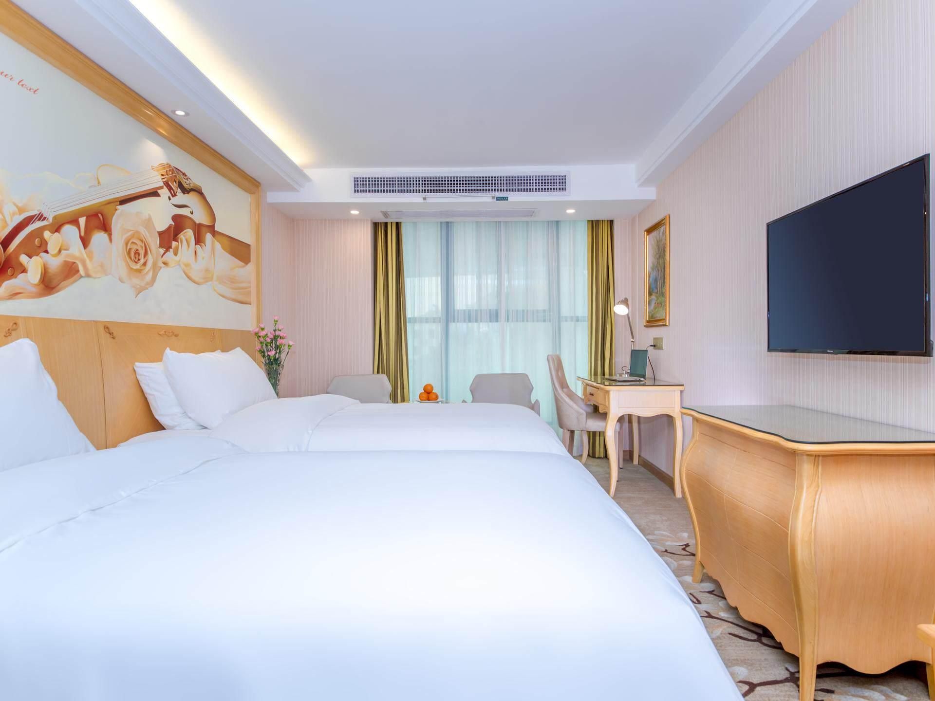 Twin Business Room