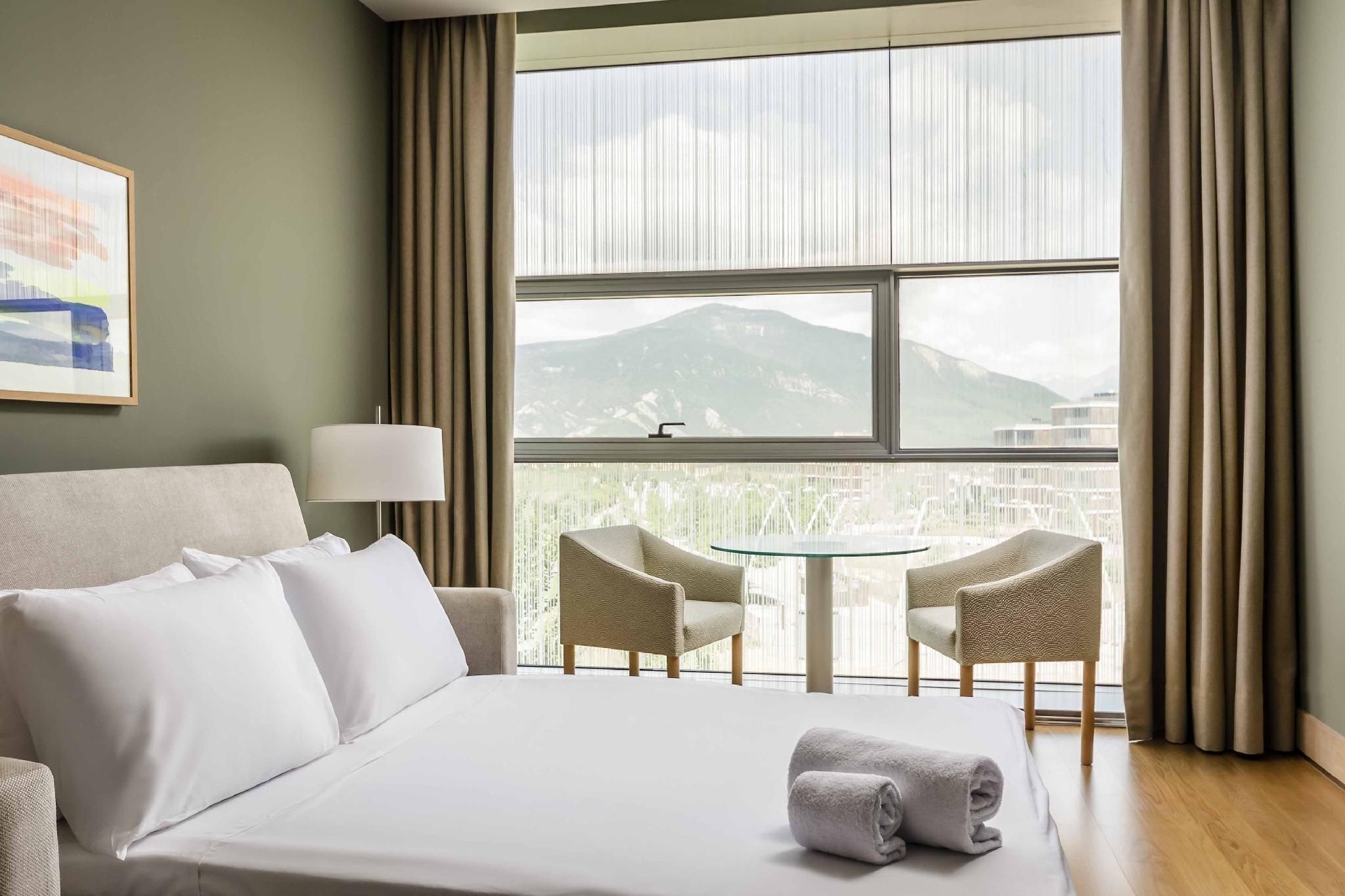 Junior Suite (2 Adults)