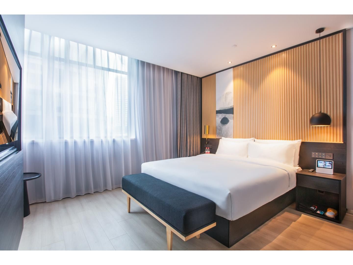 Executive Tower Suite