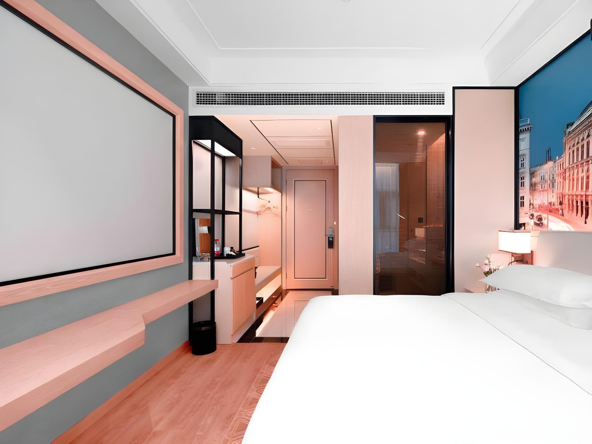 WH - Cinema 1 Bed Room