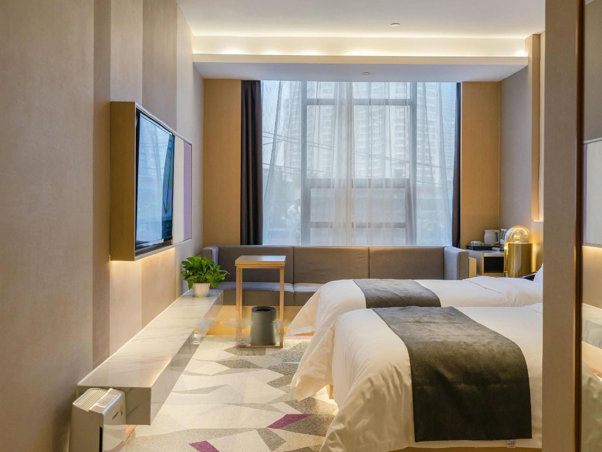 WH - Deluxe Room Twin