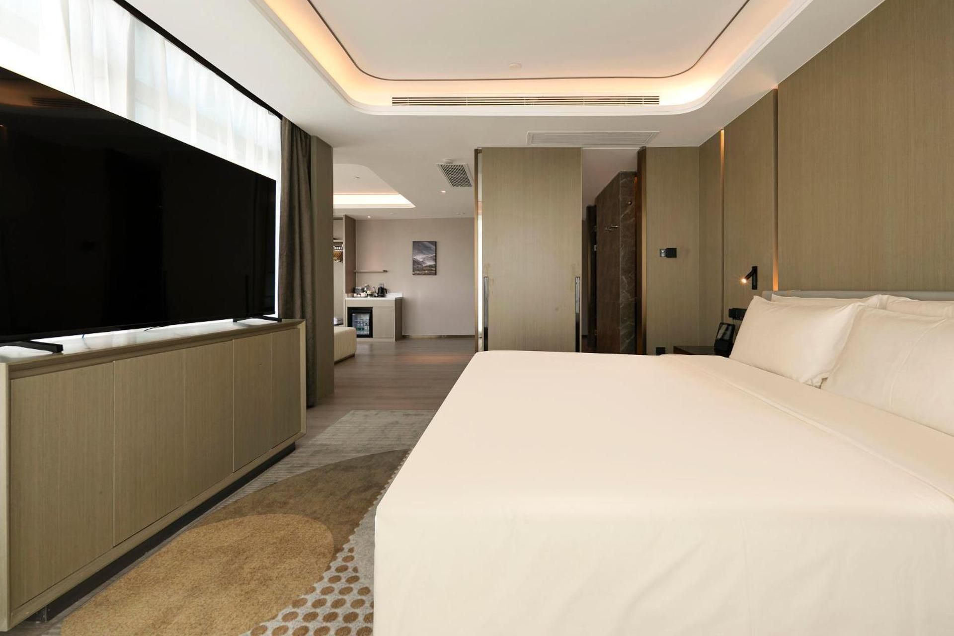 Suite with River View