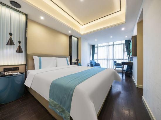 Xana - Bed Room