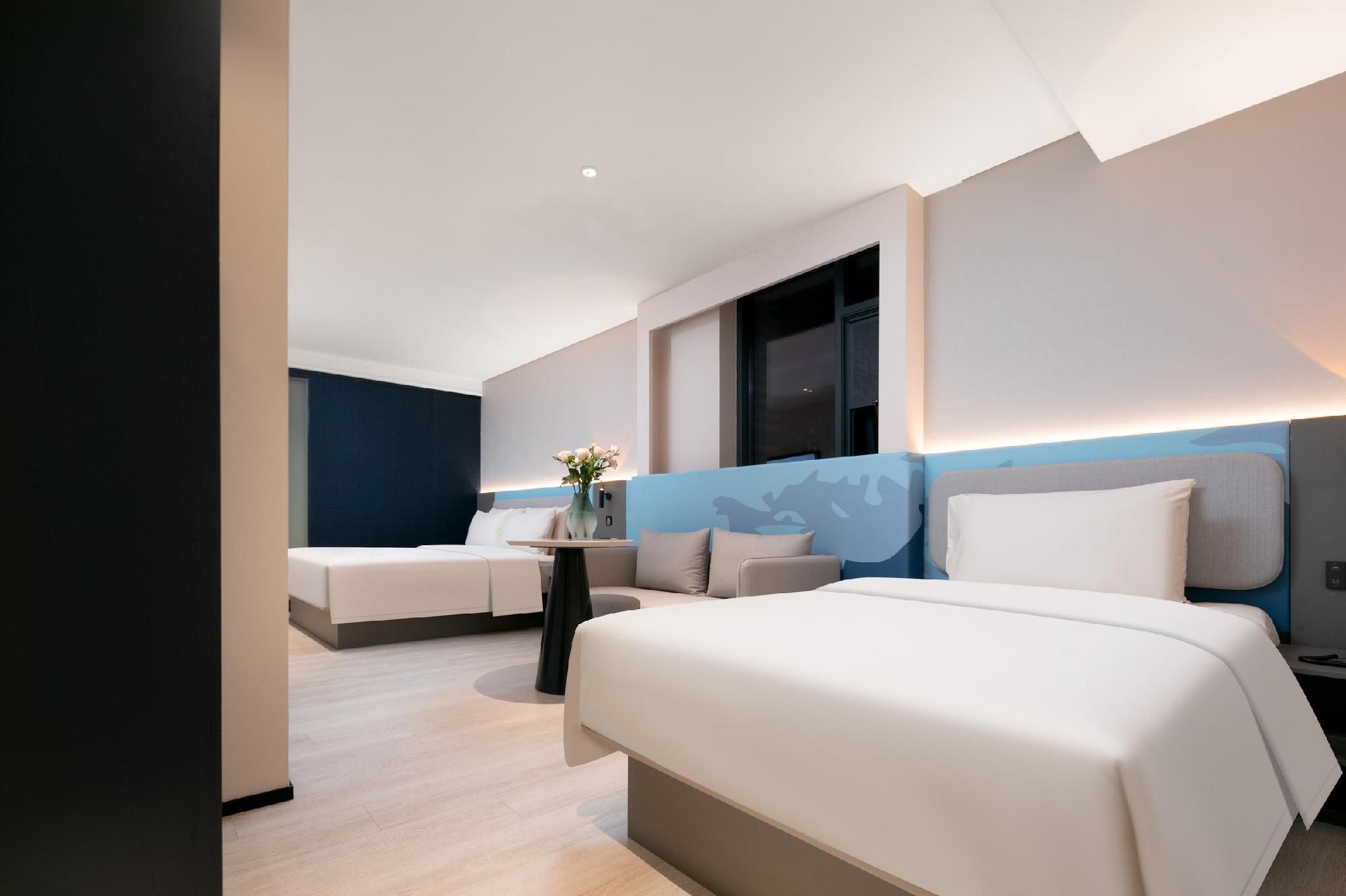 Select Family Room