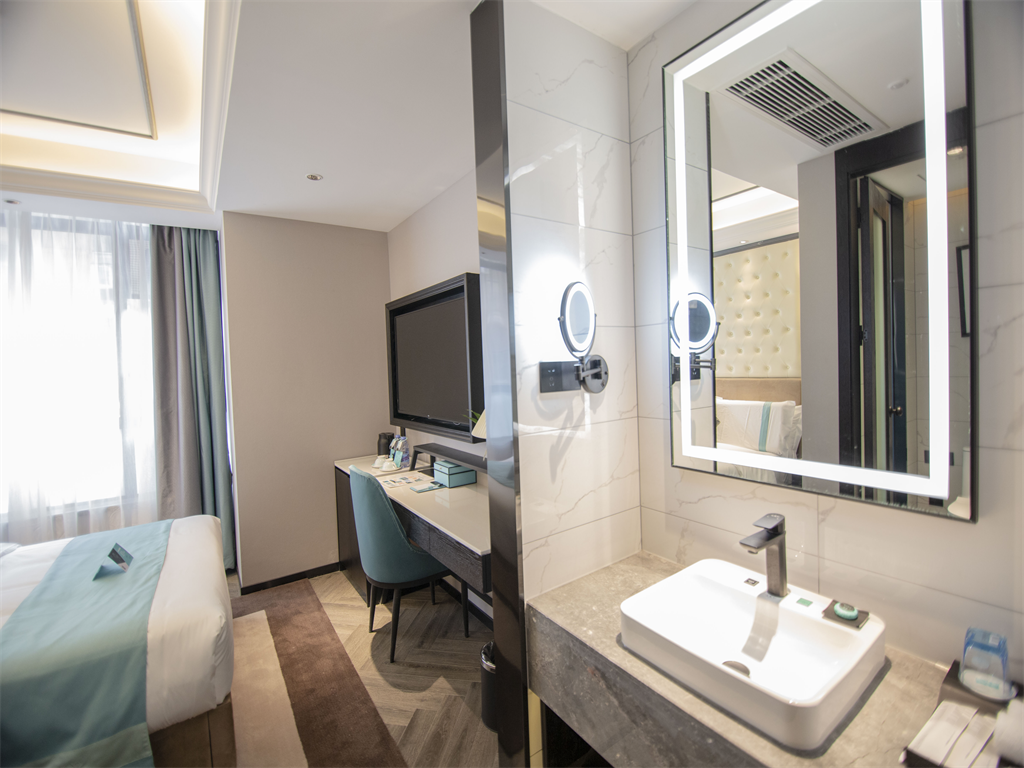 Xana - Elegant Room