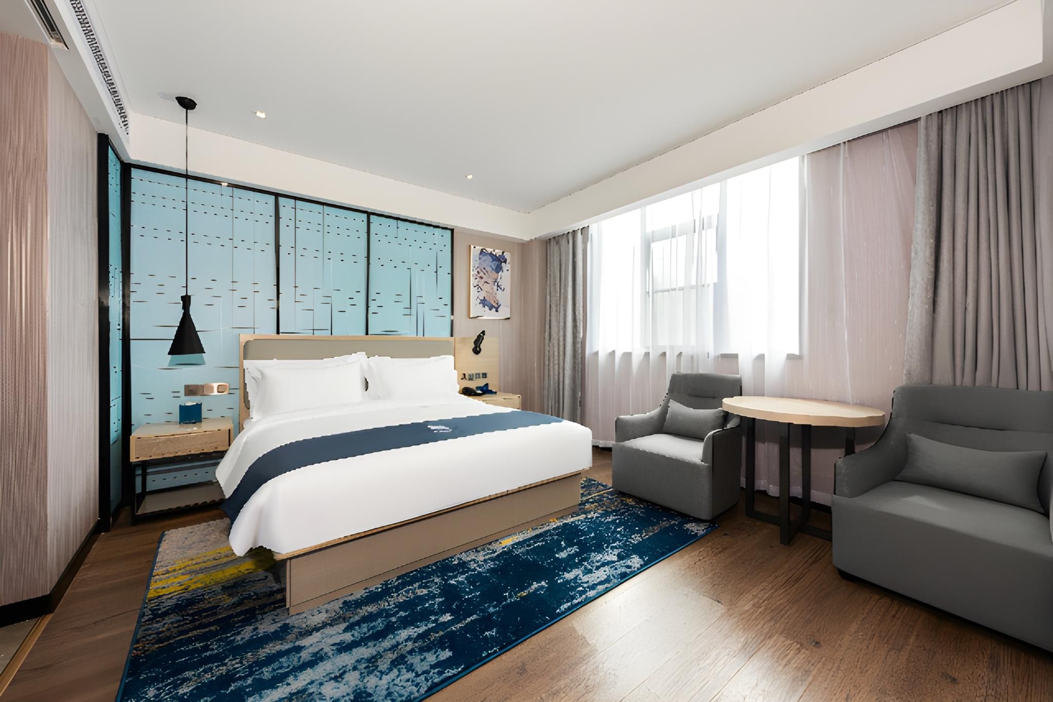 Dossen - Executive Suite