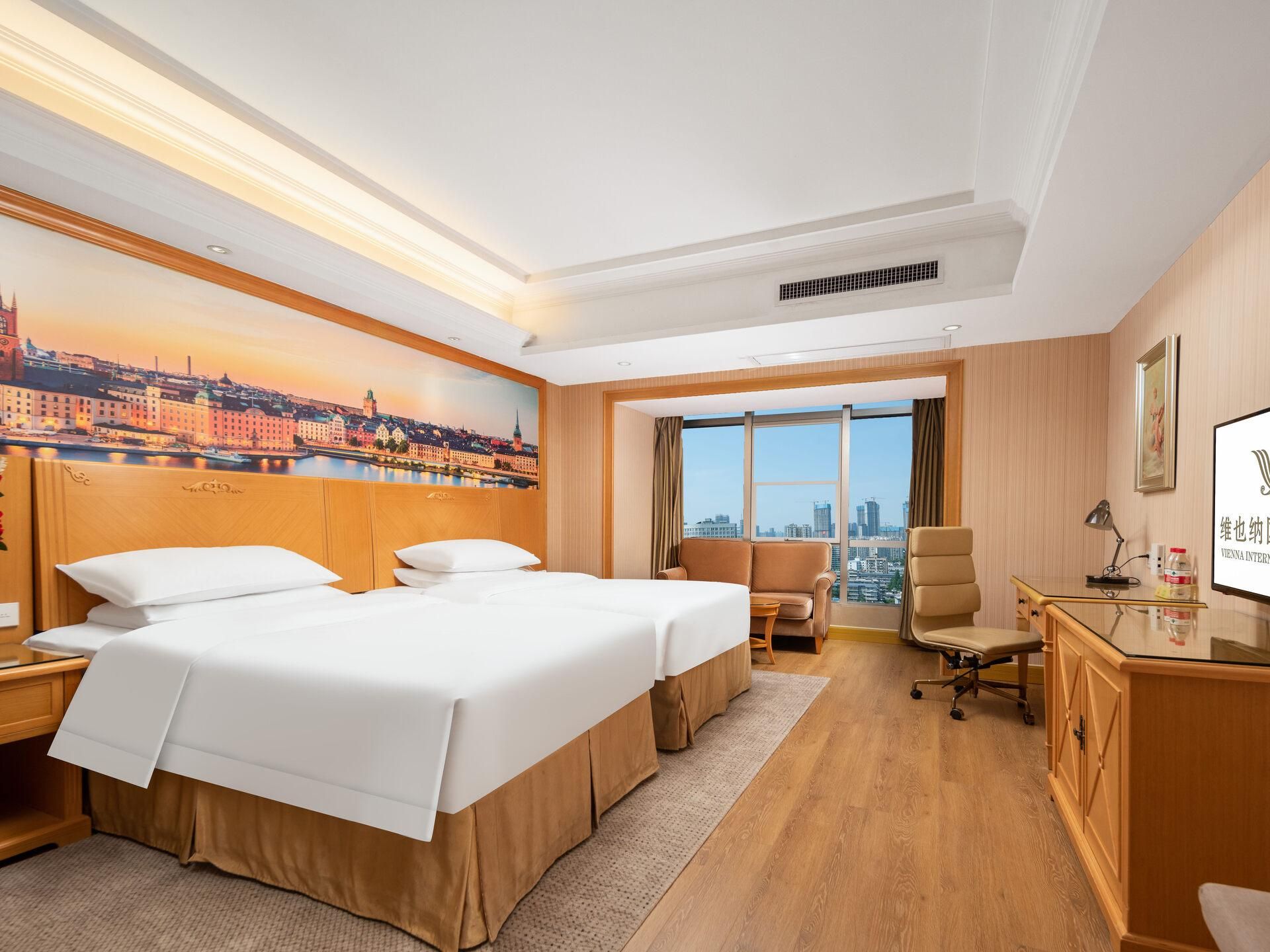 WH - Deluxe Room Twin