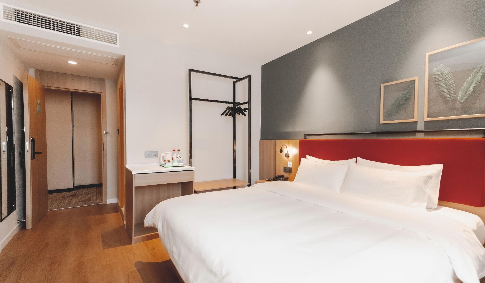 WH - Superior Bed Room