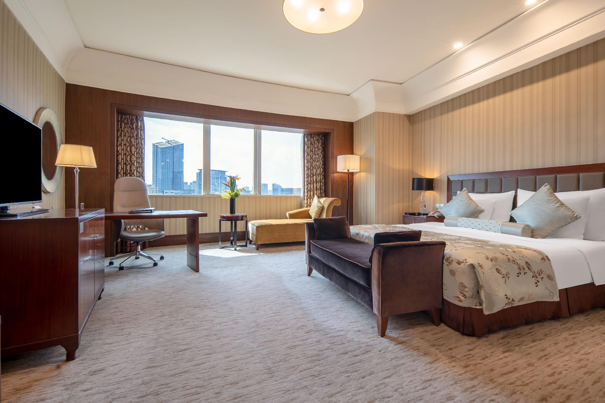 WH - Executive Superior Deluxe Bed Room