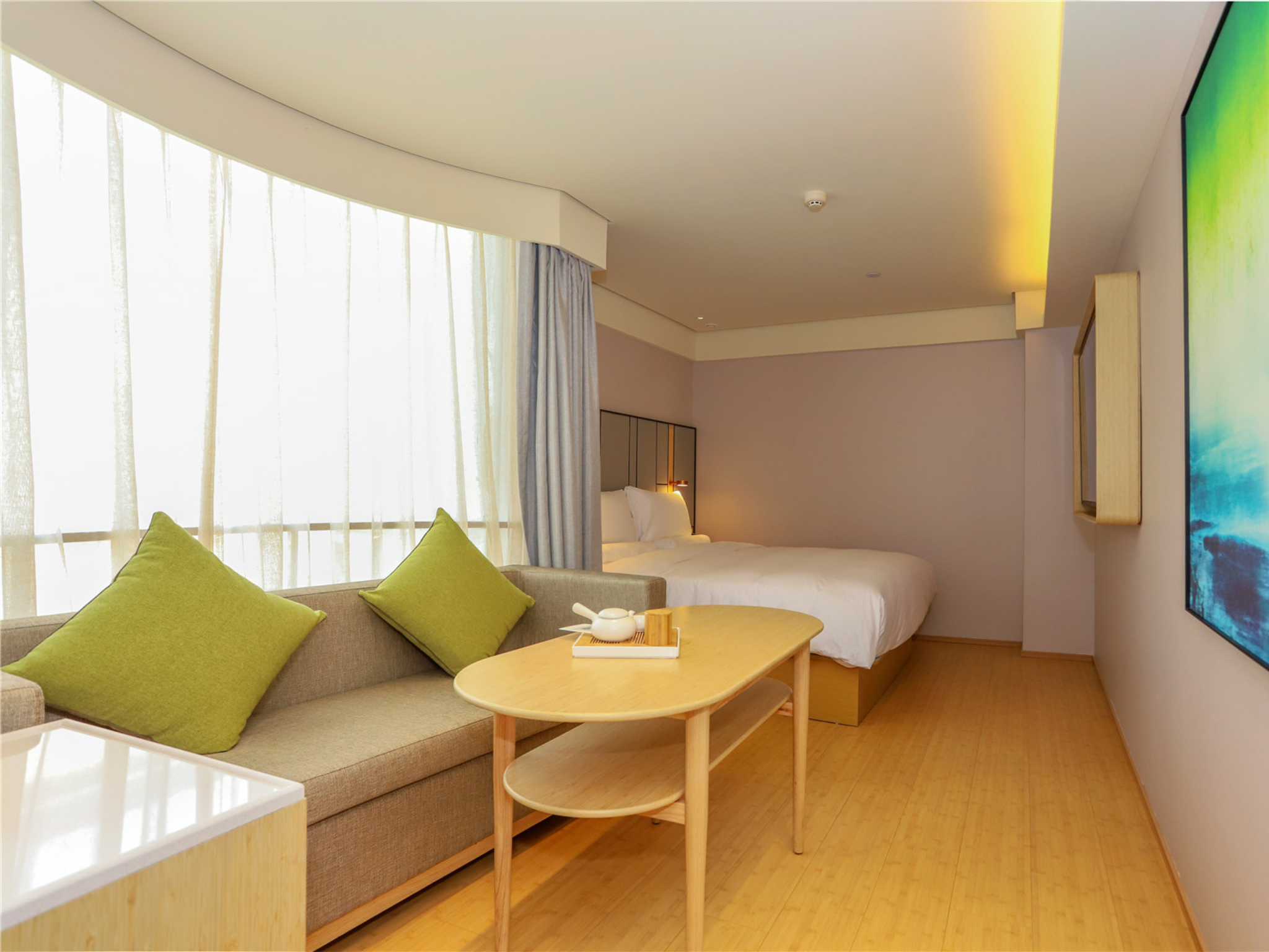 Huazhu - Deluxe Bed Room