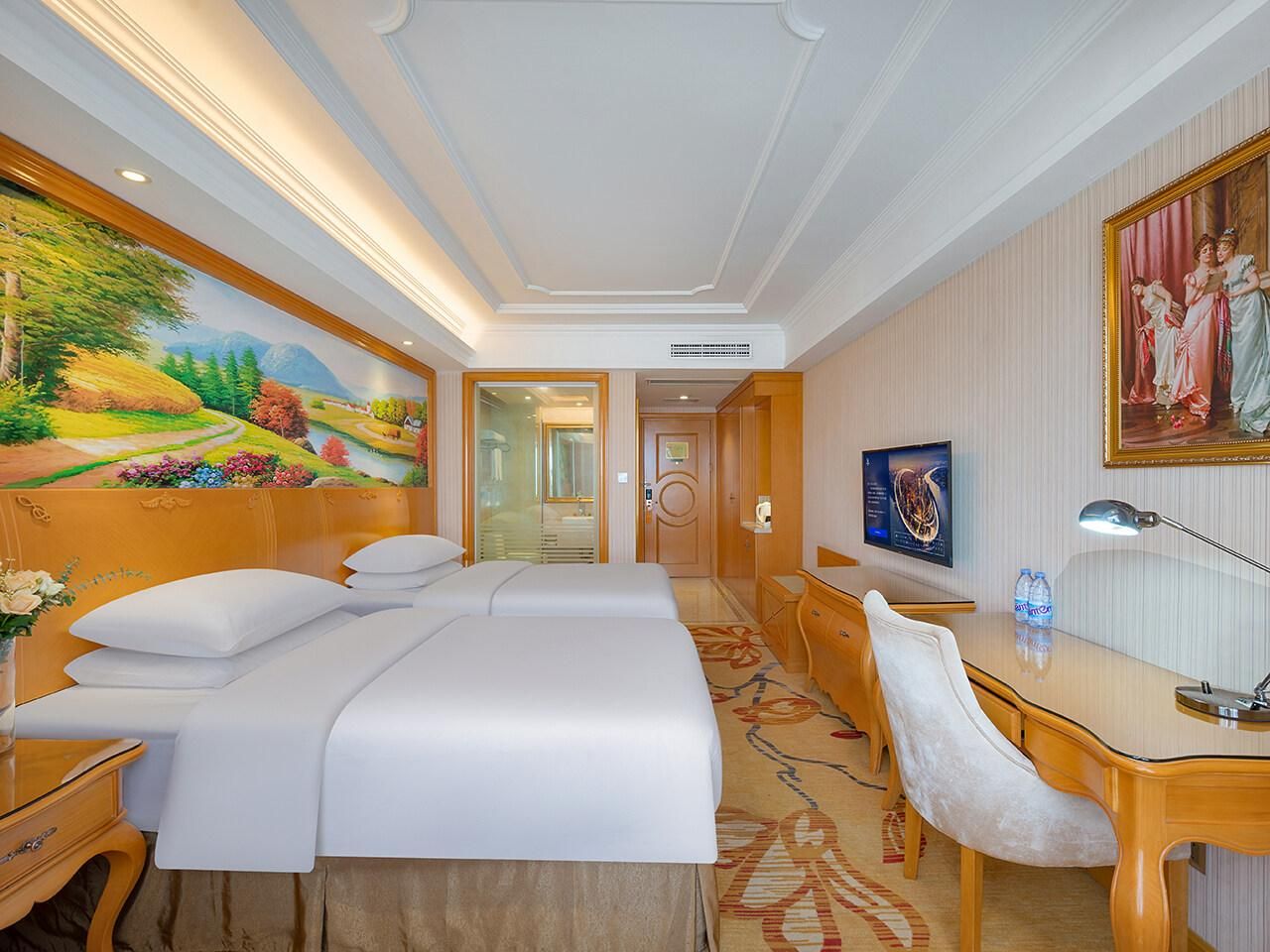 WH - Deluxe Room Twin