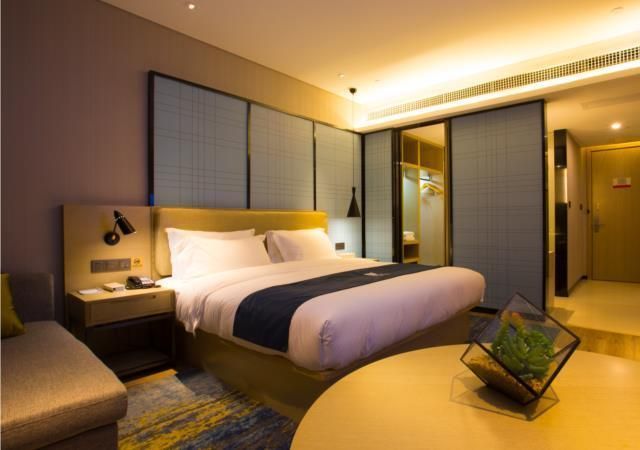 Dossen - Standard Bed Room