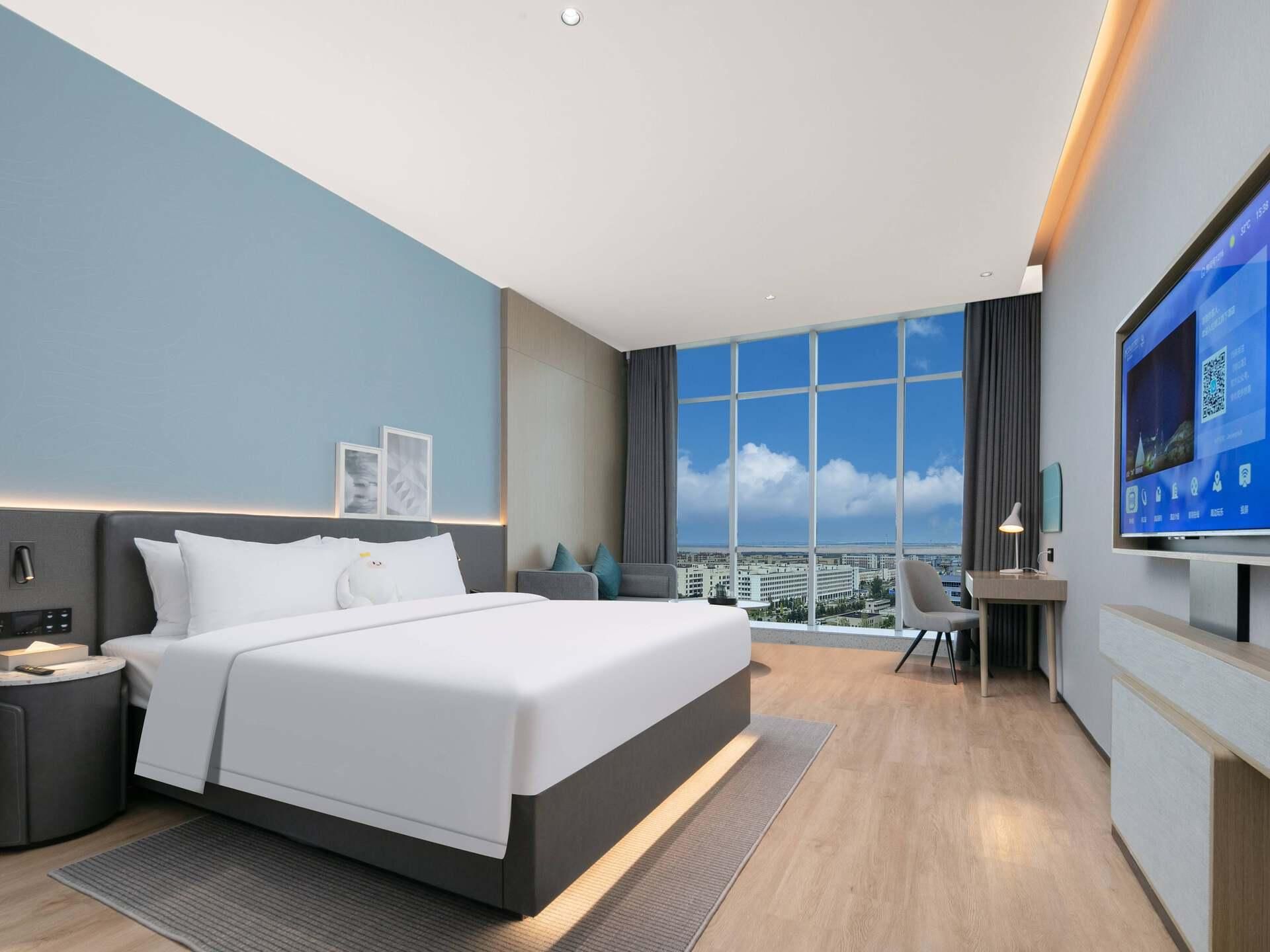 Deluxe Queen Room
