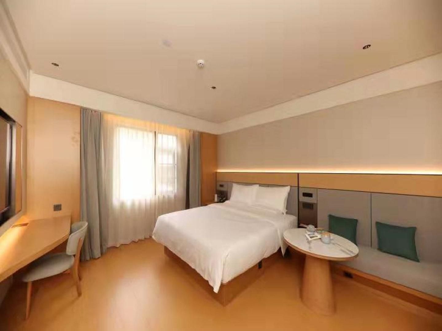 Huazhu - Superior BedRoom