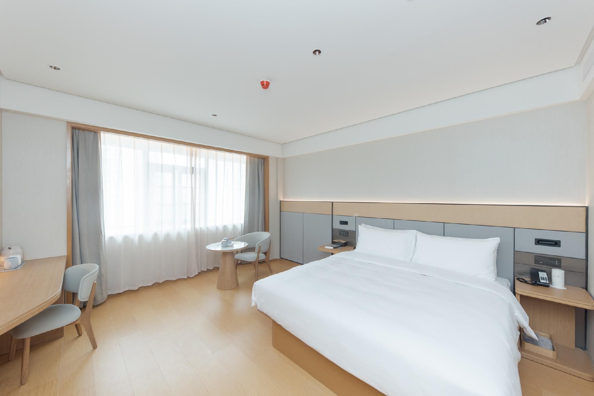 Huazhu - Business Bed Room