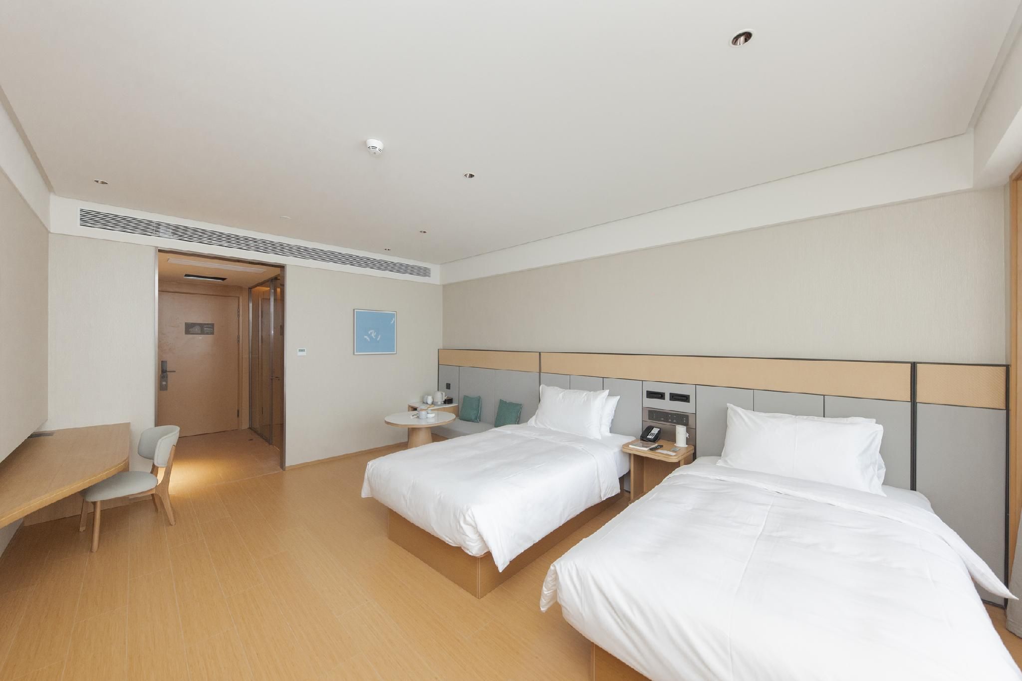 Huazhu - Business Twin Room