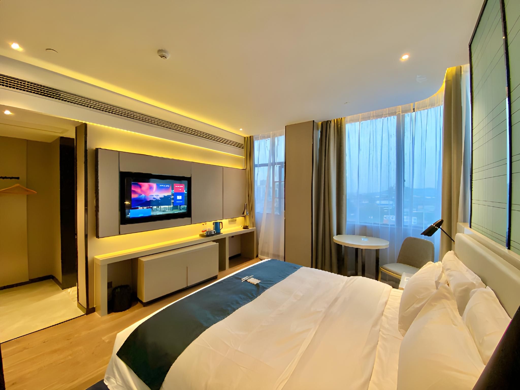 Dossen - Bed Room With City View