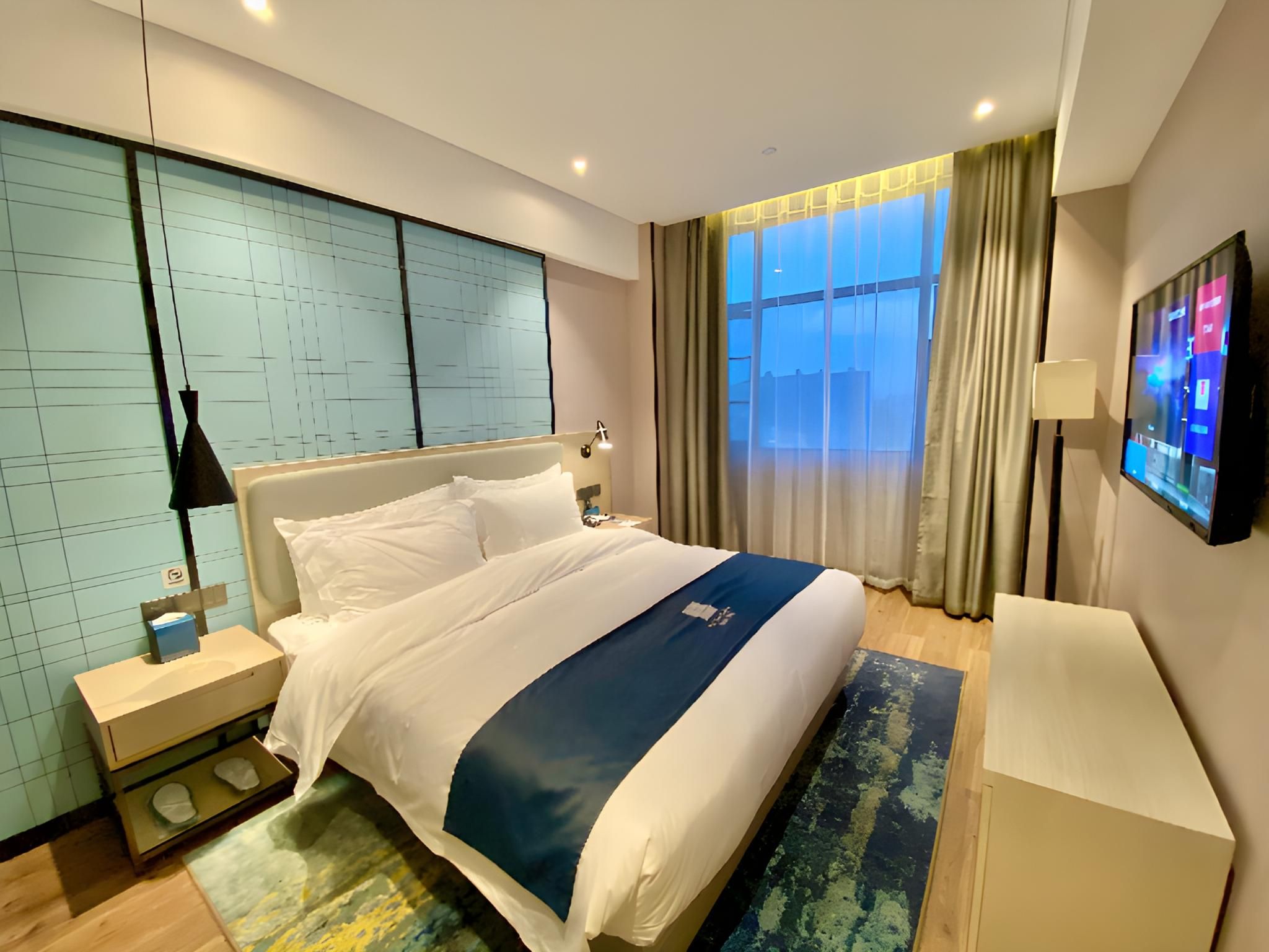 Dossen - Executive Suite