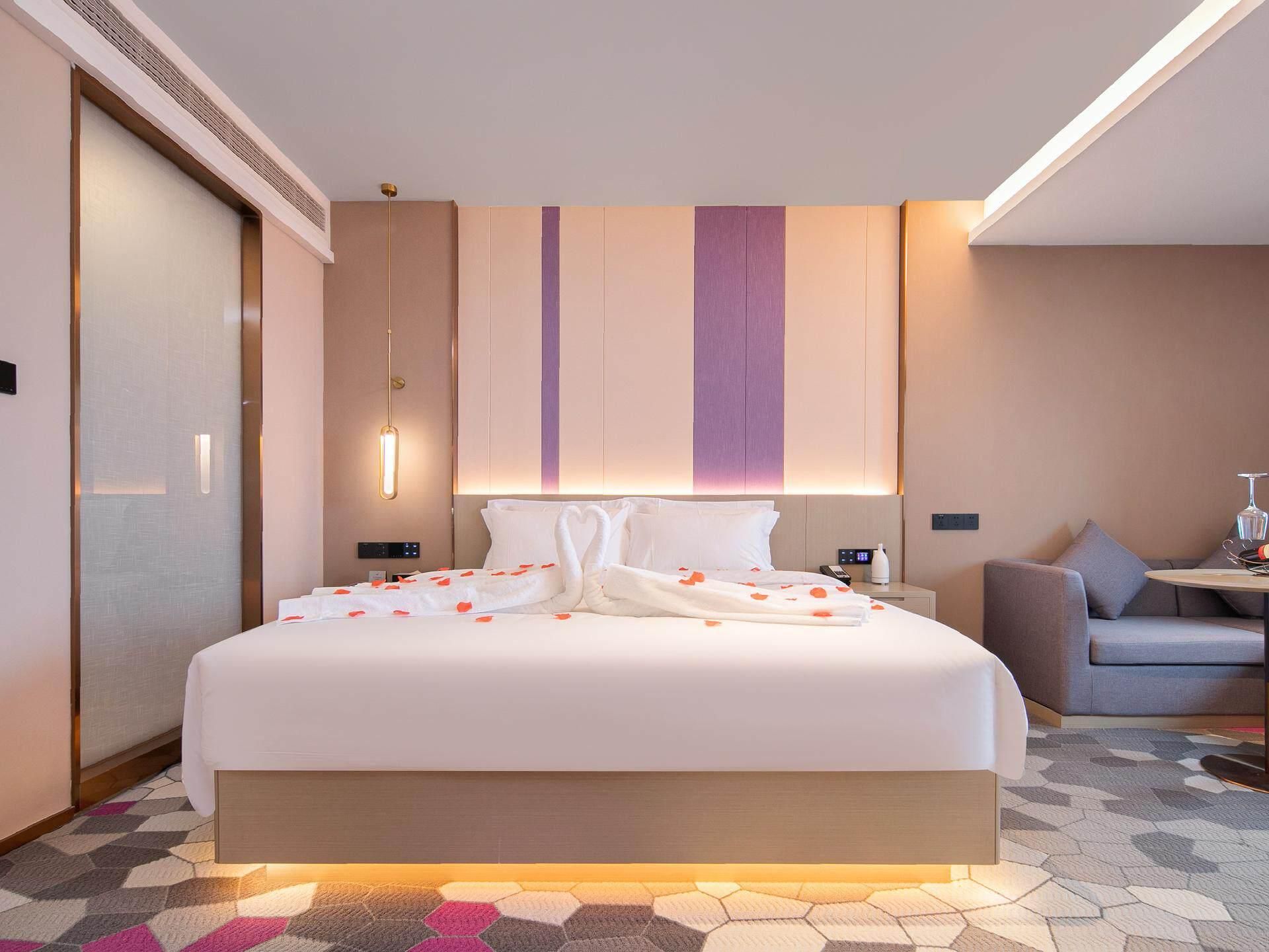 WH - Youxiang Romantic Room