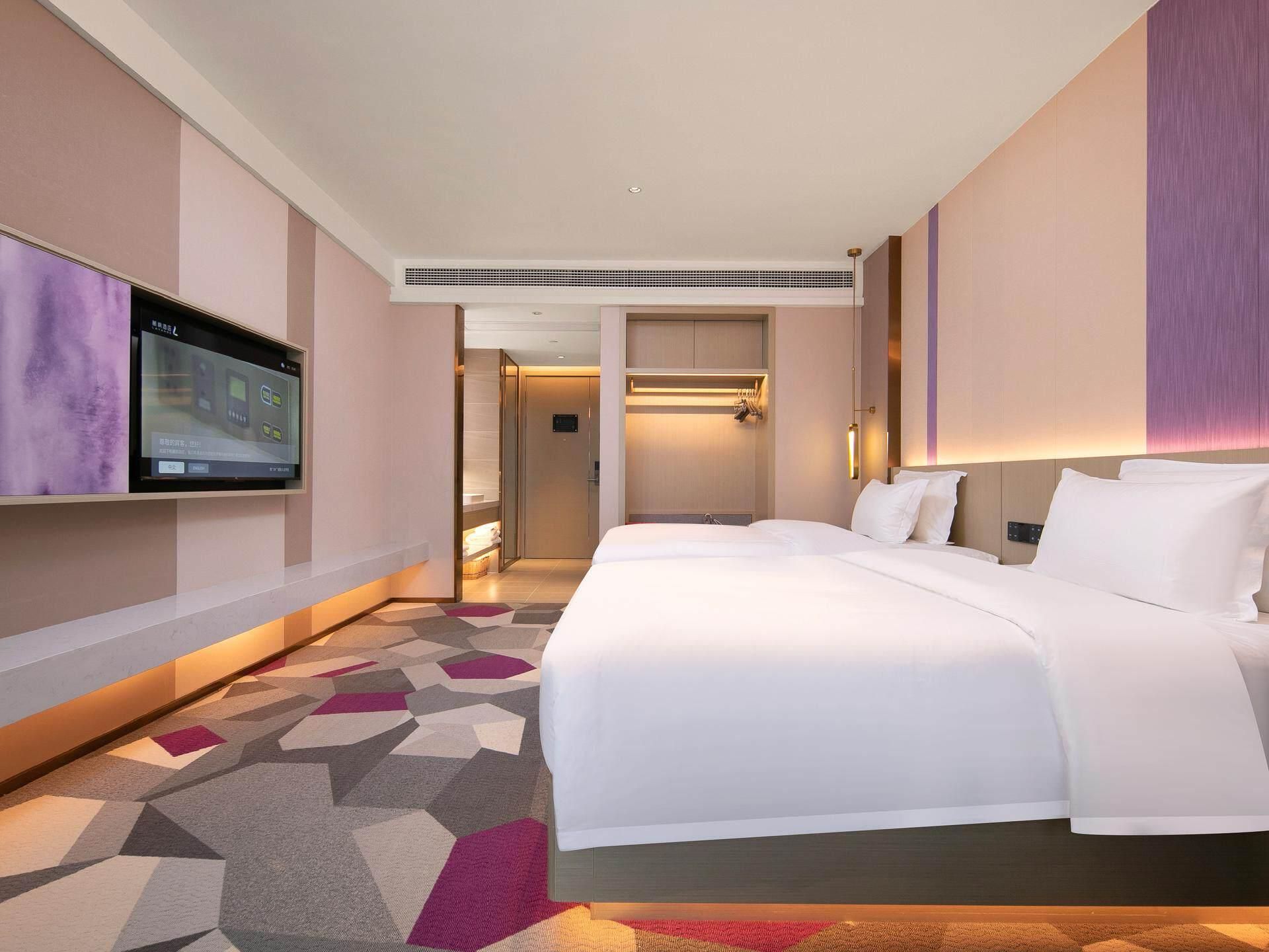 WH - Deluxe Room Twin
