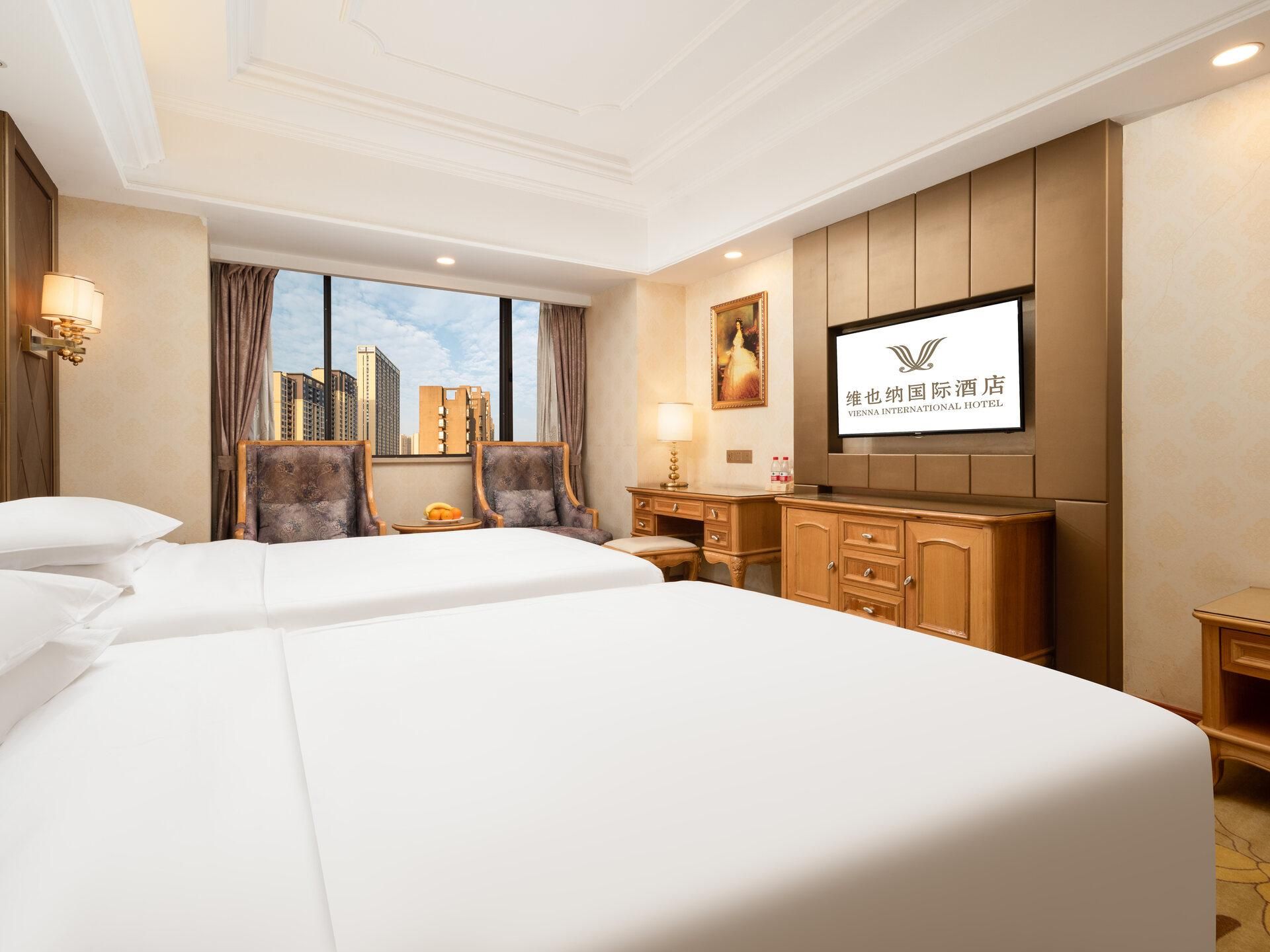 WH - Deluxe Room Twin