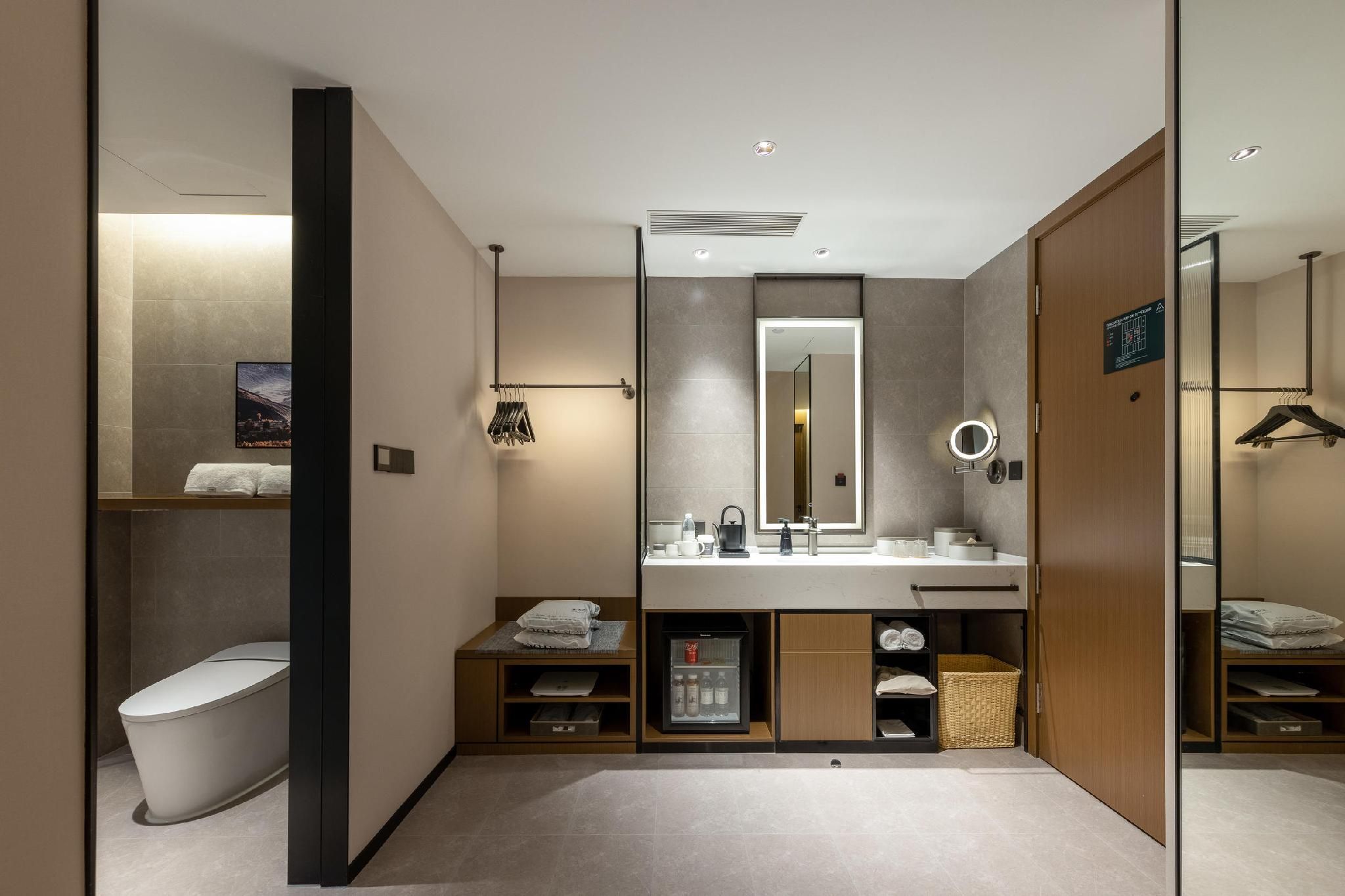 Premium Family Suite