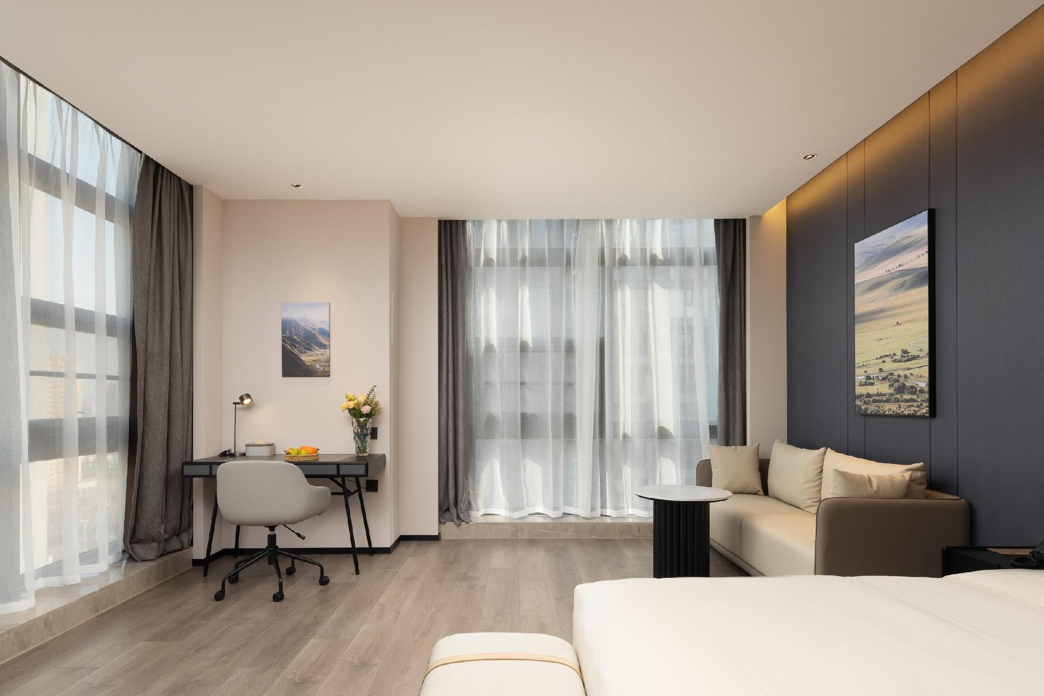 Premier Suites