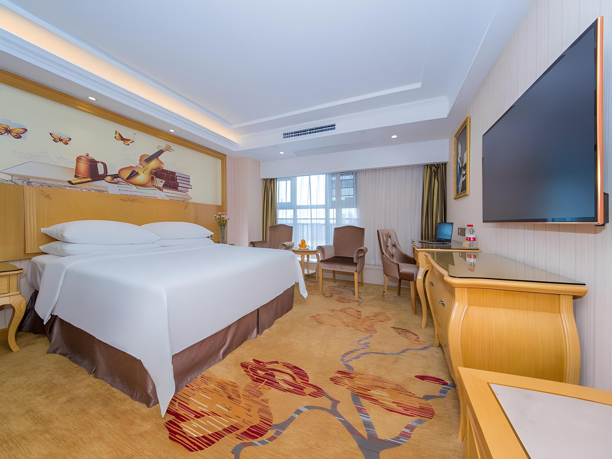 WH - 1 Bed Room, Lake View