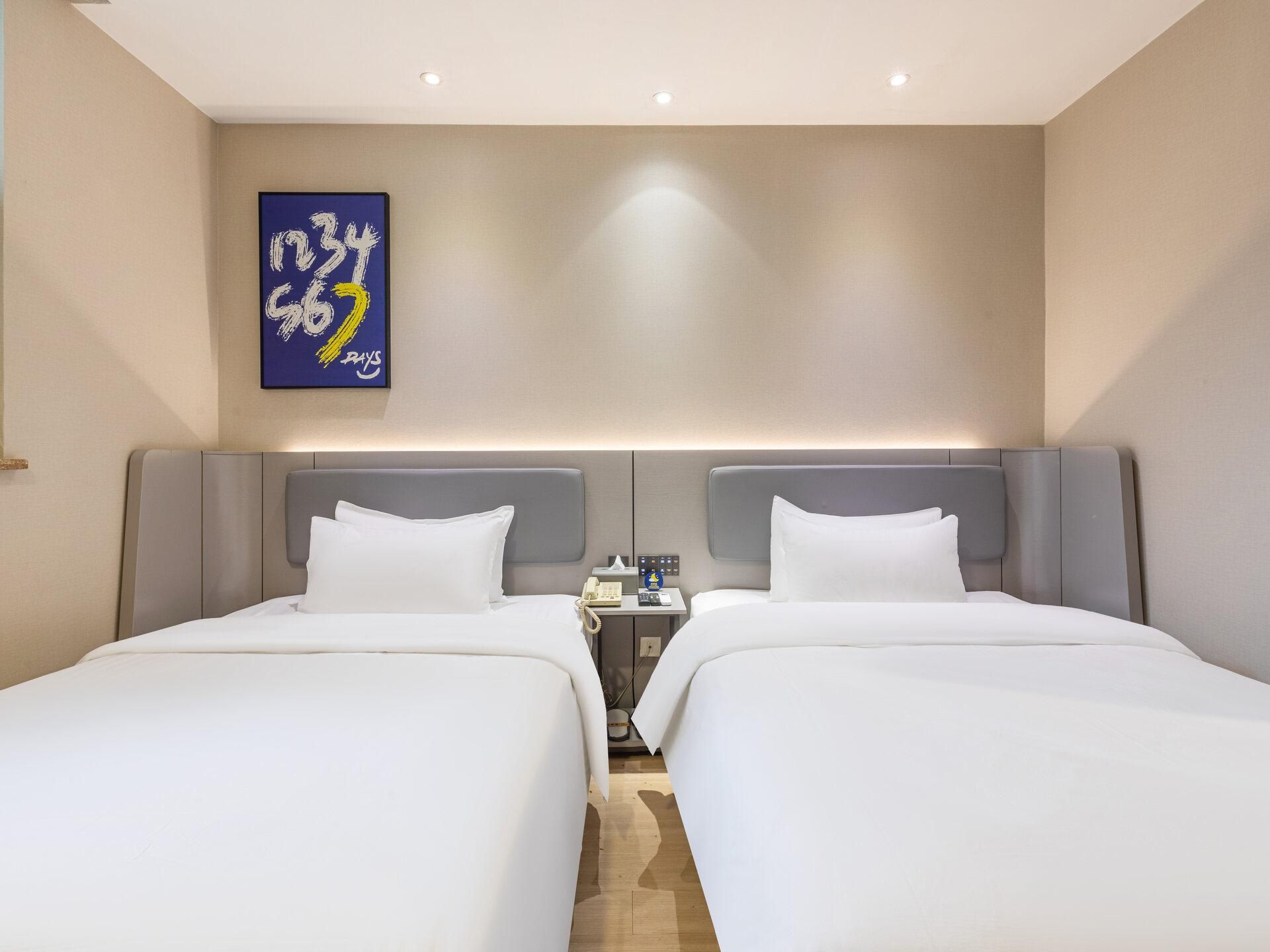 WH - New 7 Days Comfort Twin Room