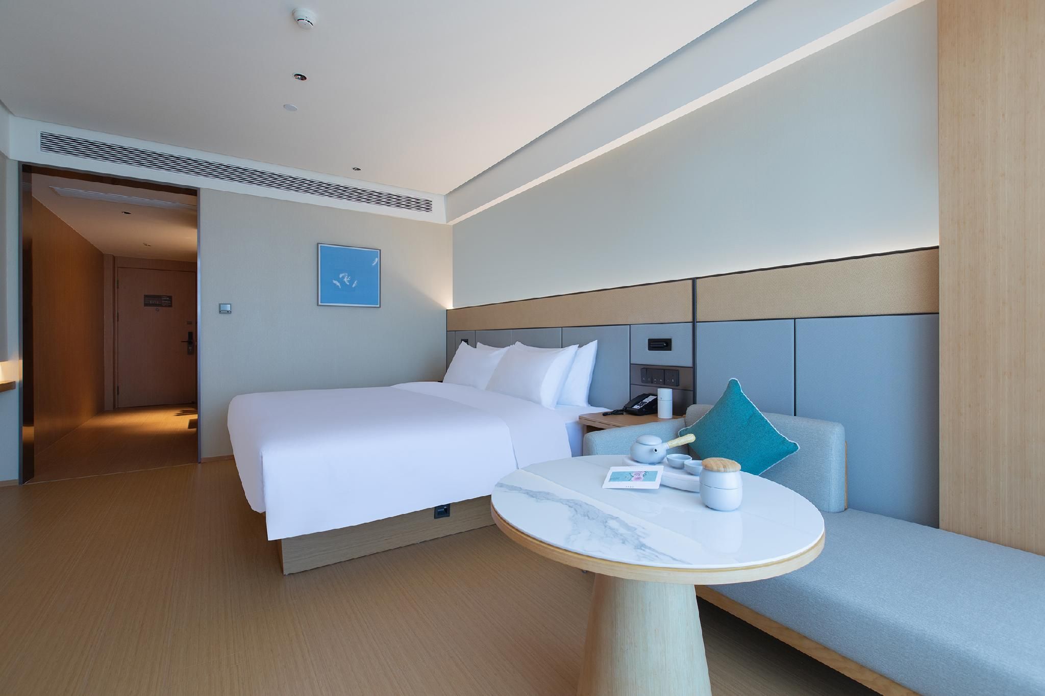 Huazhu - Superior BedRoom