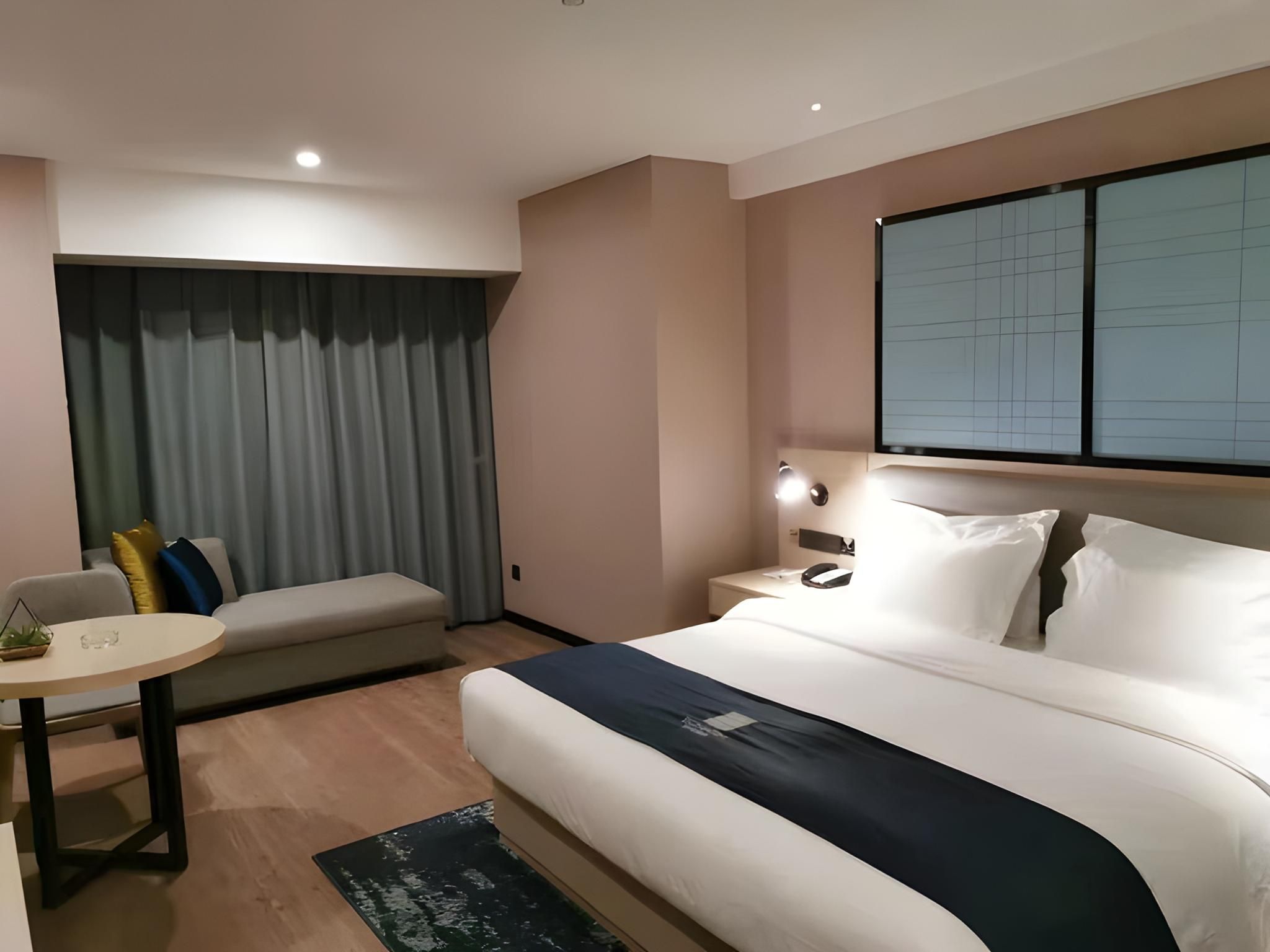Dossen - Deluxe Bed Room