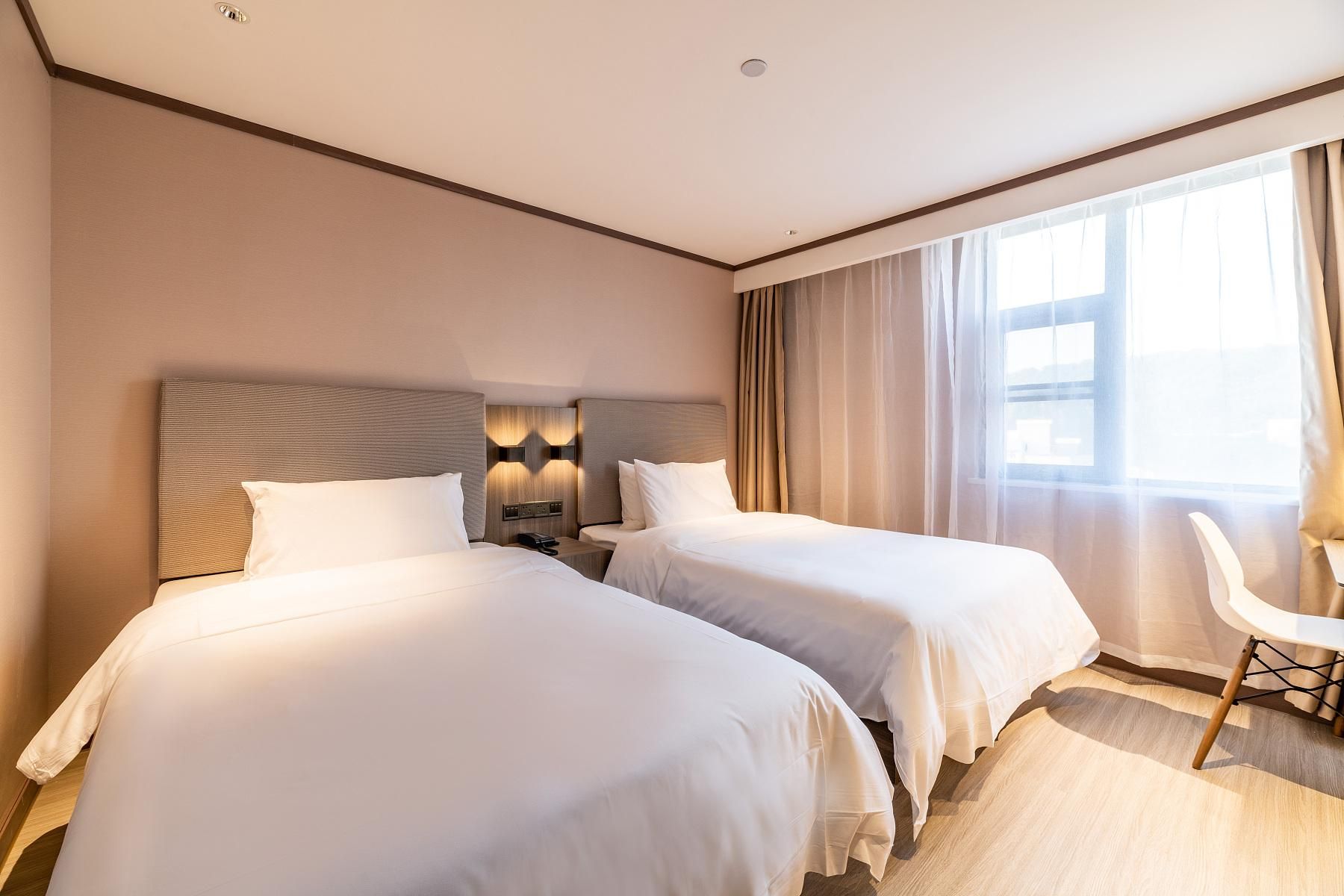 Huazhu - Twin Room