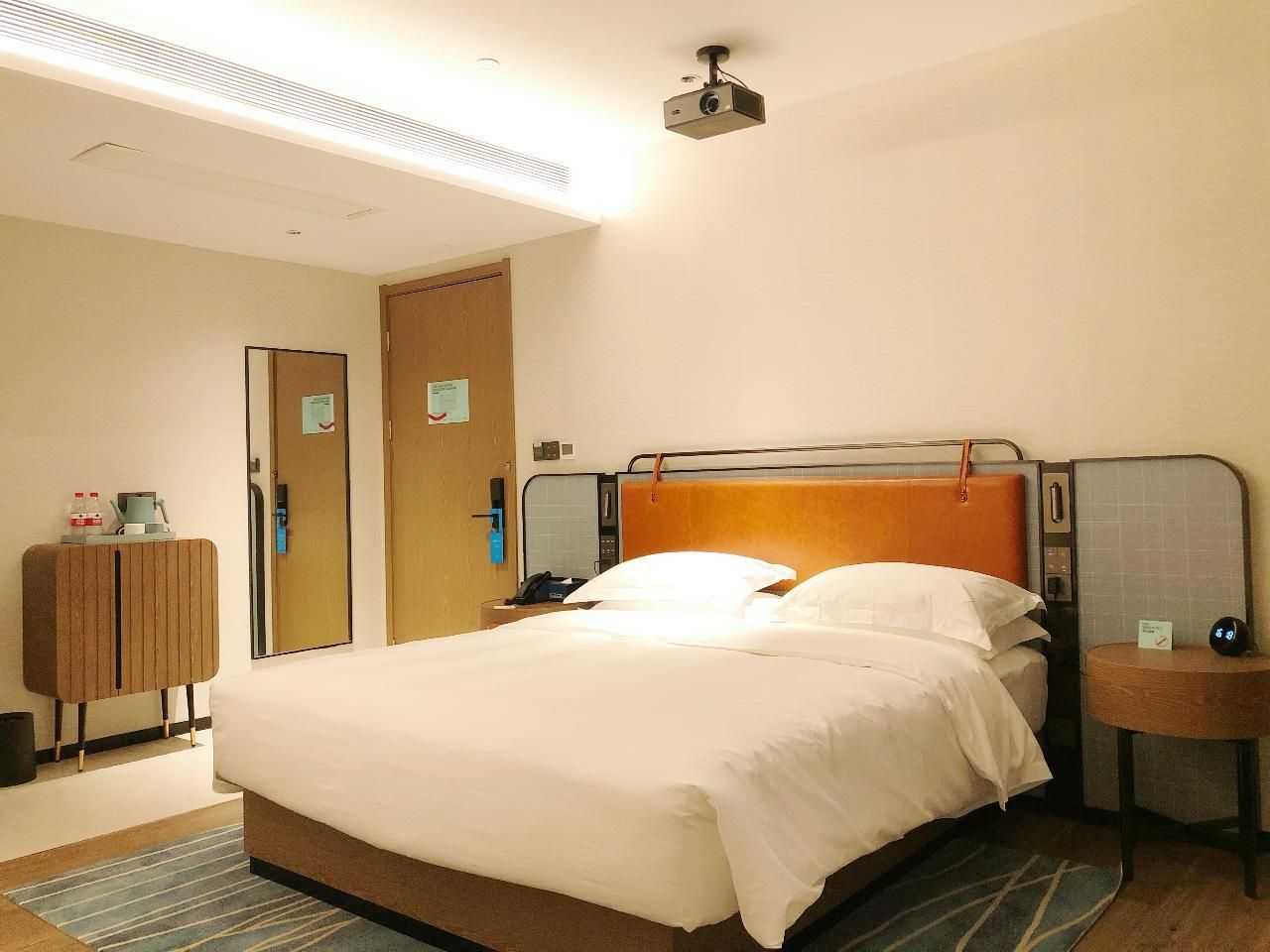 Dossen - Standard Bed Room