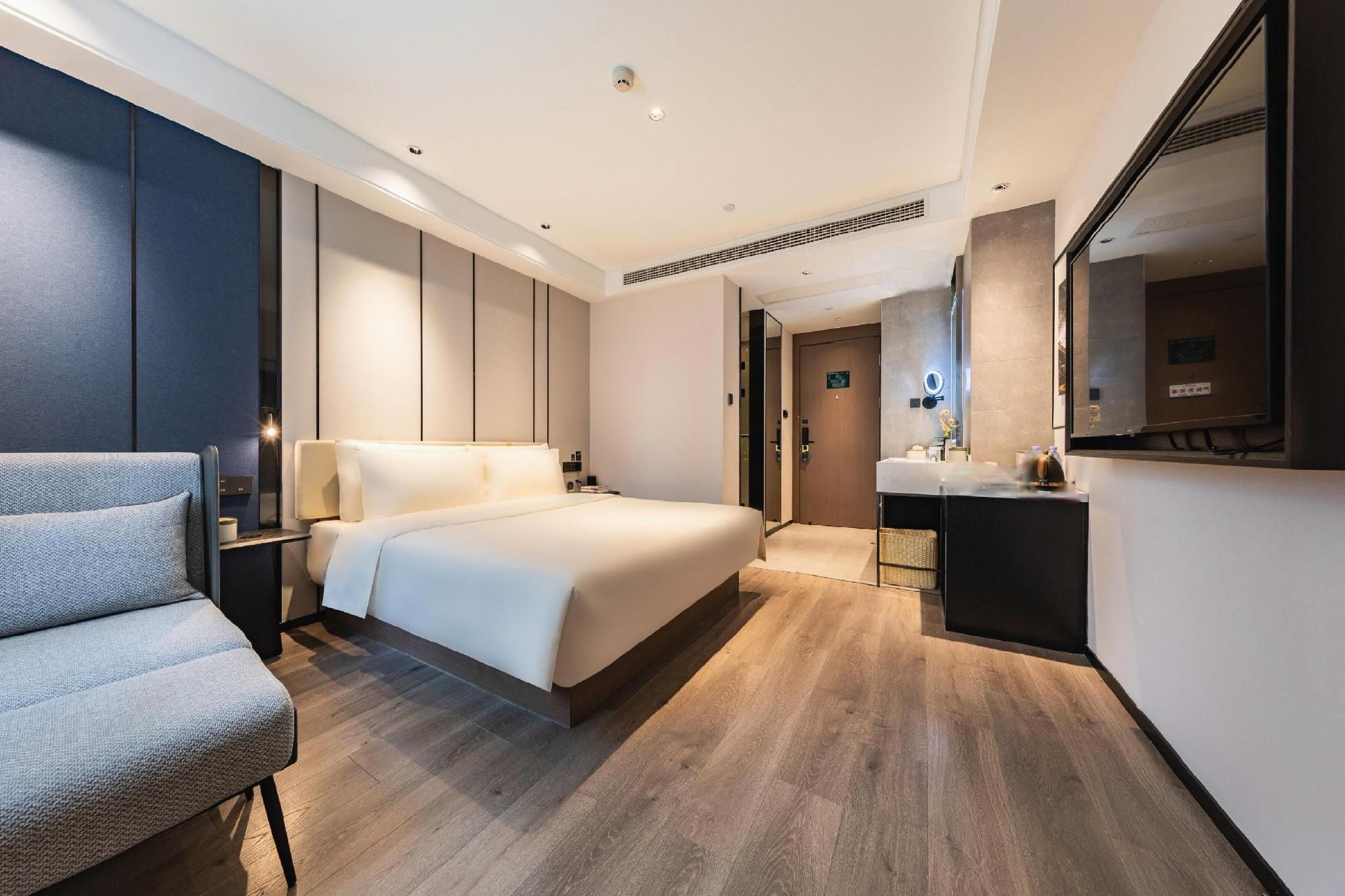 Atour - Elegant Room