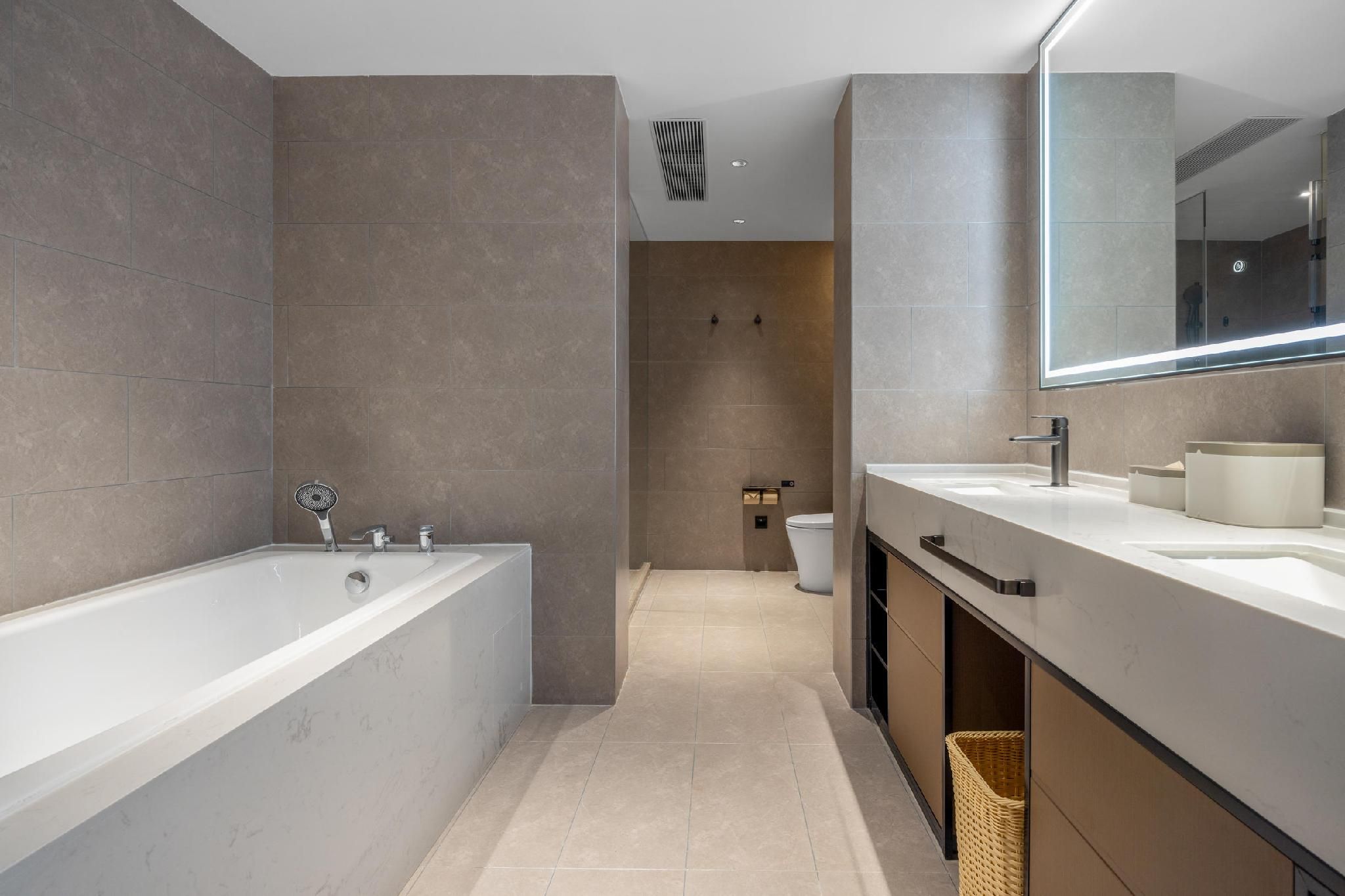 Premier Family Suite