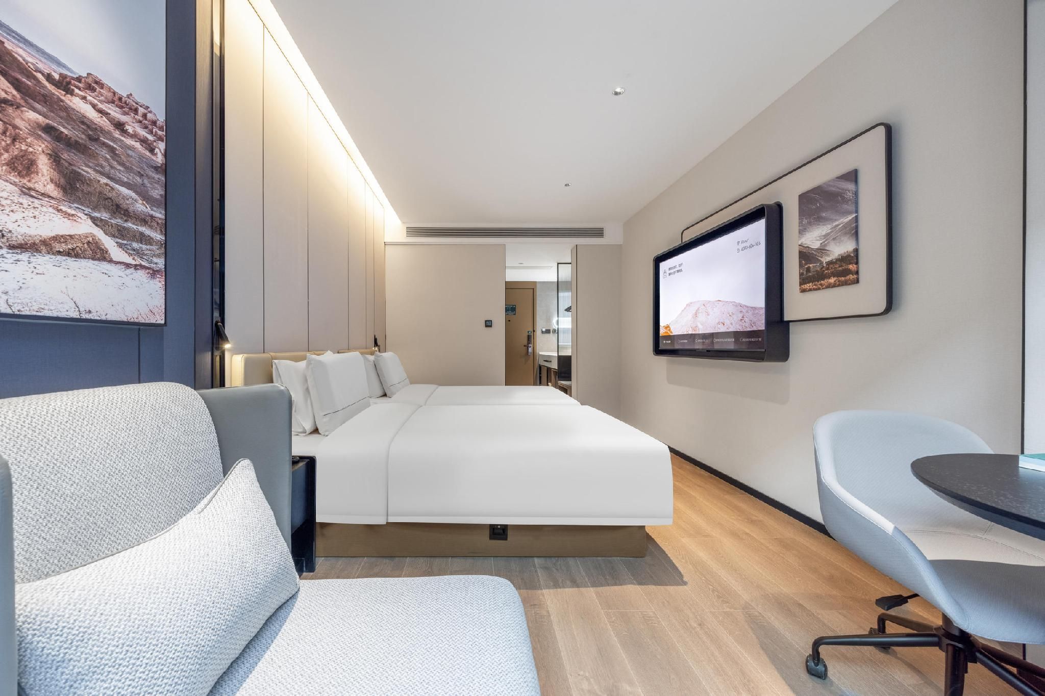 Premier Twin Room with Balcony