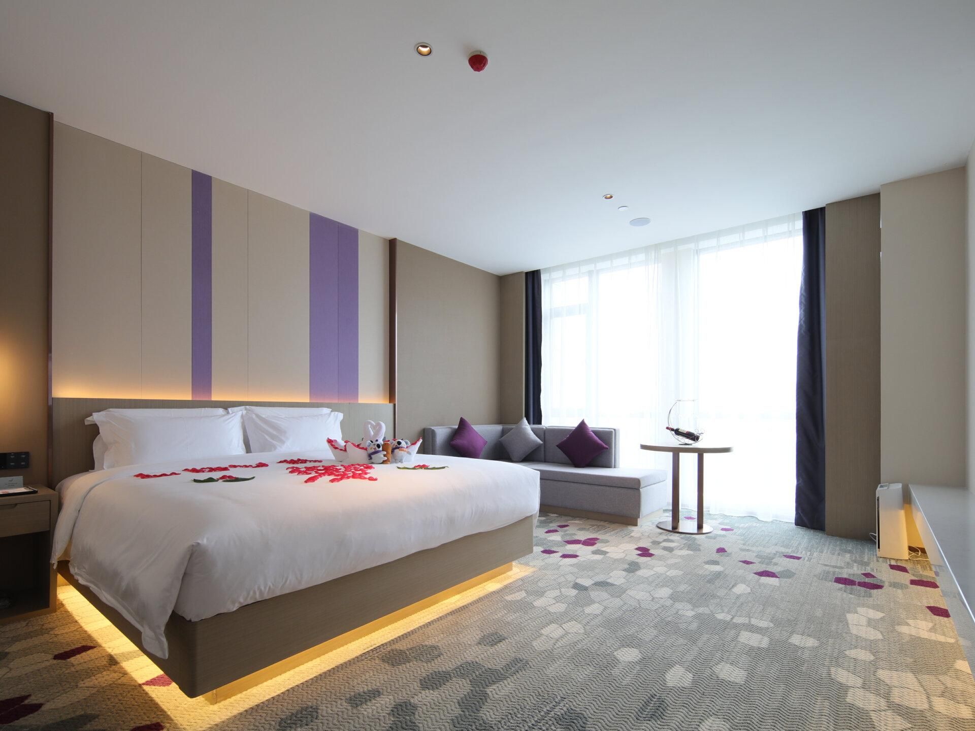 WH - Youxiang Romantic Room