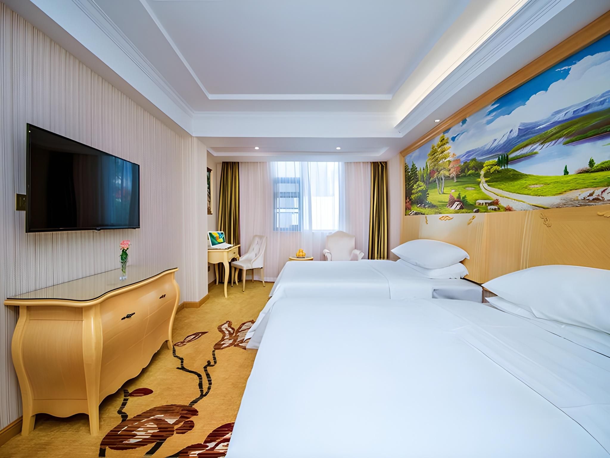 Twin Business Room