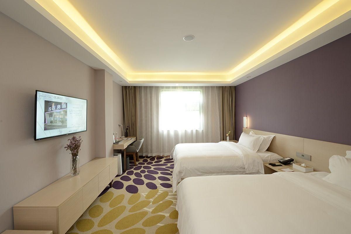 Twin Deluxe Room