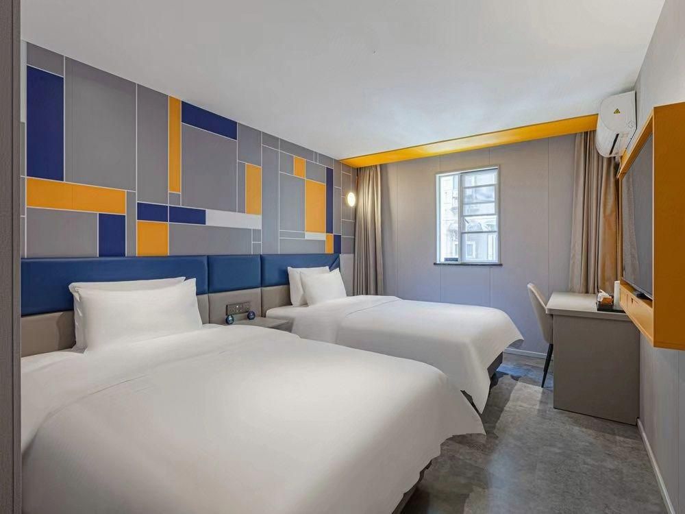 WH - New 7 Days Zizai Twin Room