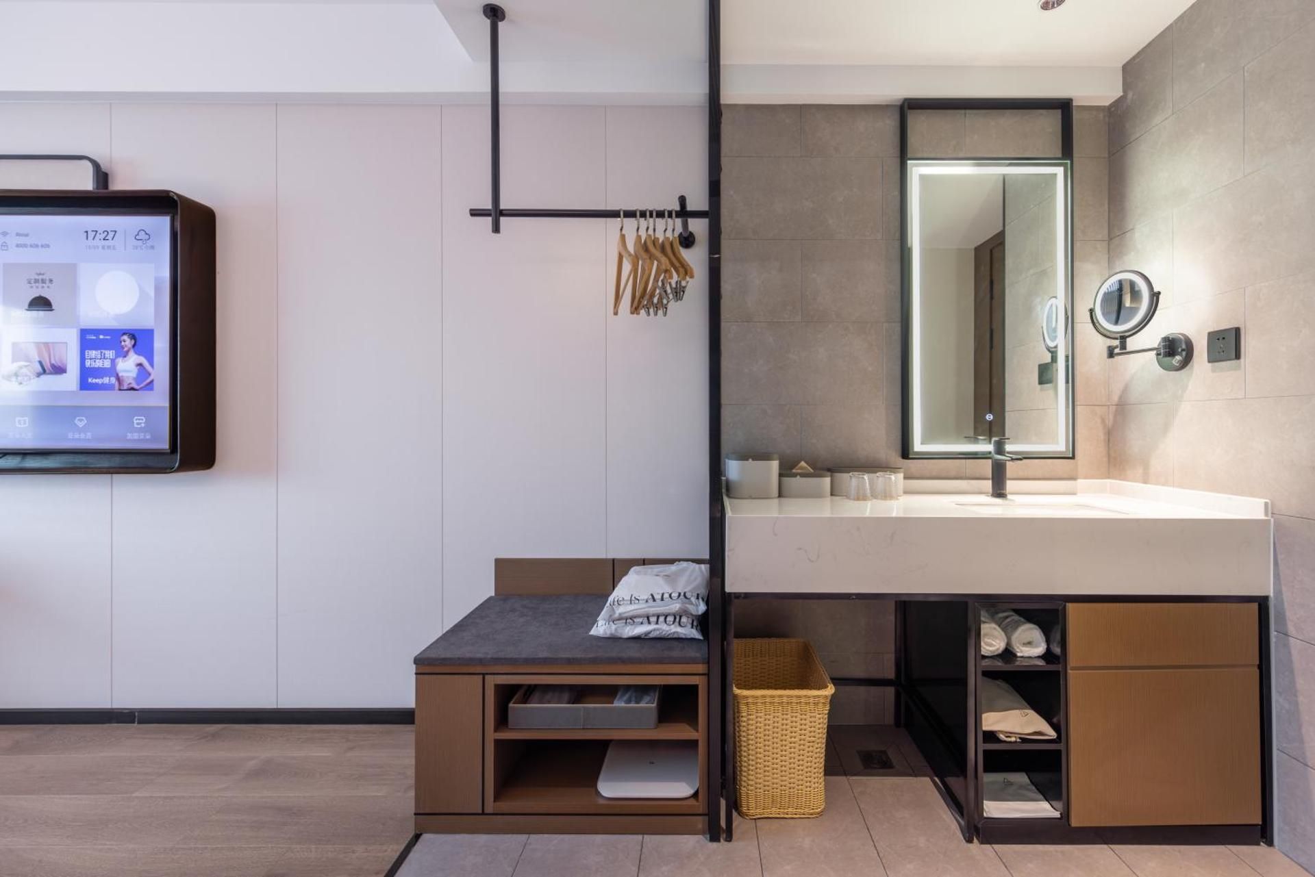 Atour Hotel Wuhan Optics Valley Technology Expo Center High-tech Park Jimu Double Room 3