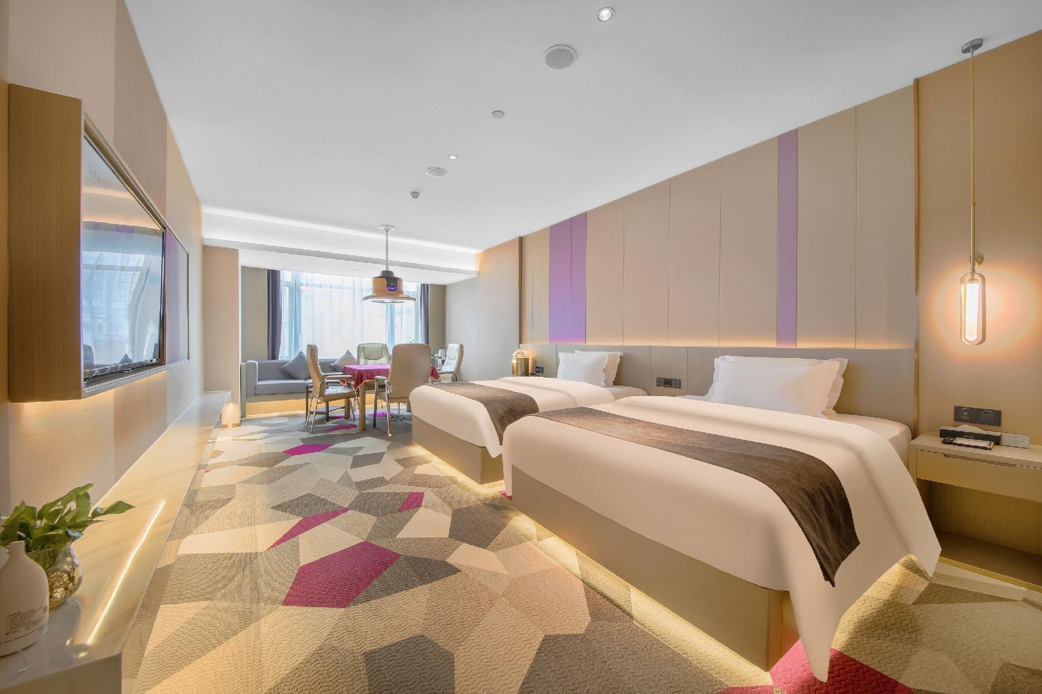 WH - Zizai Twin Room