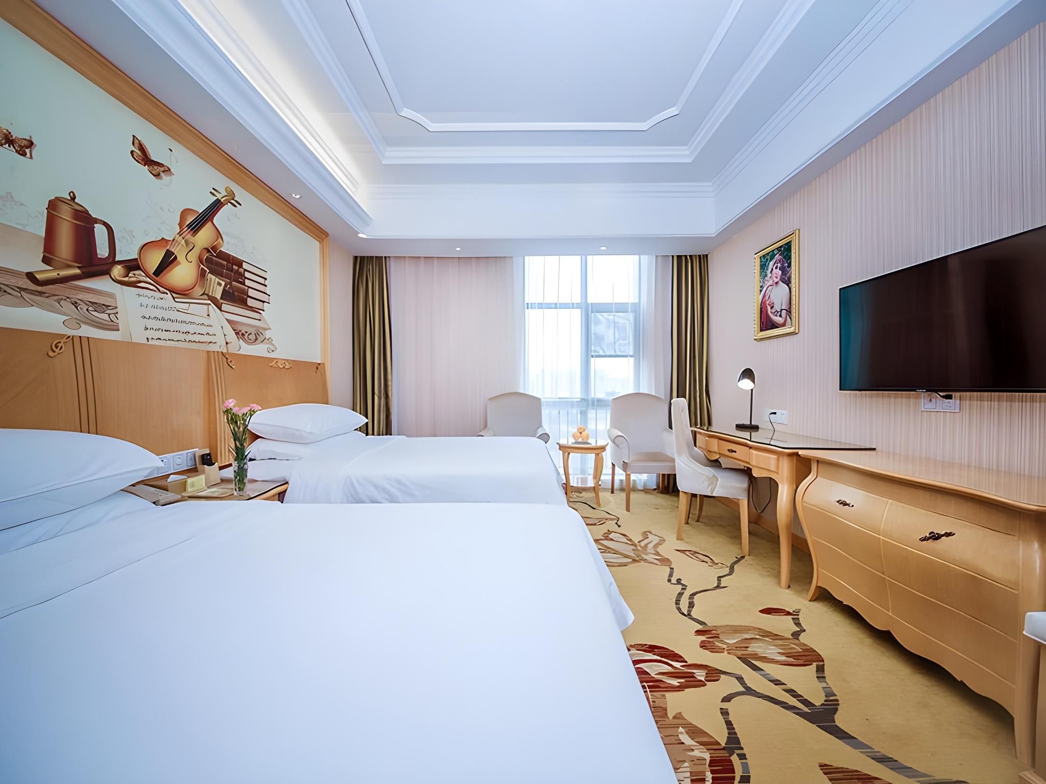 WH - Deluxe Room Twin