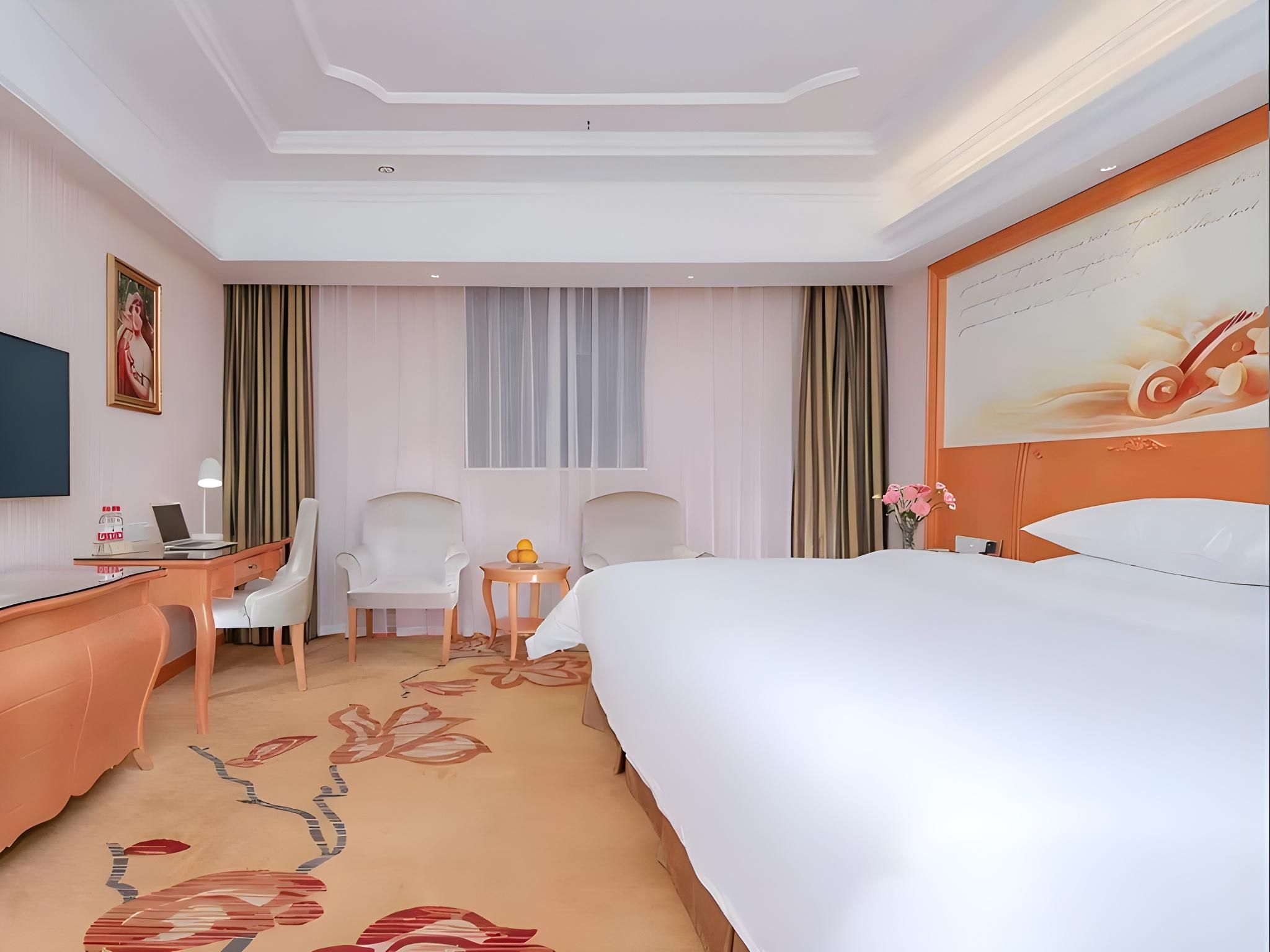 WH - Cinema 1 Bed Room