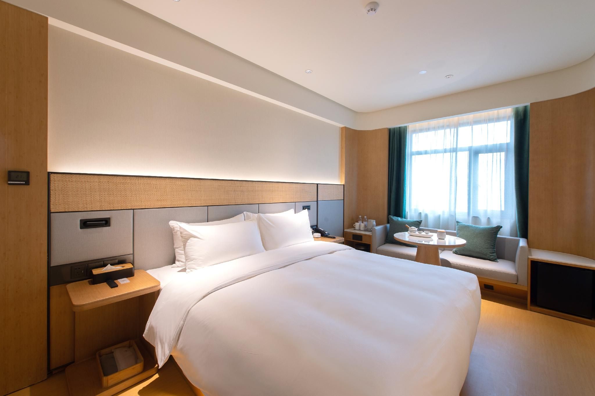 Huazhu - Superior BedRoom