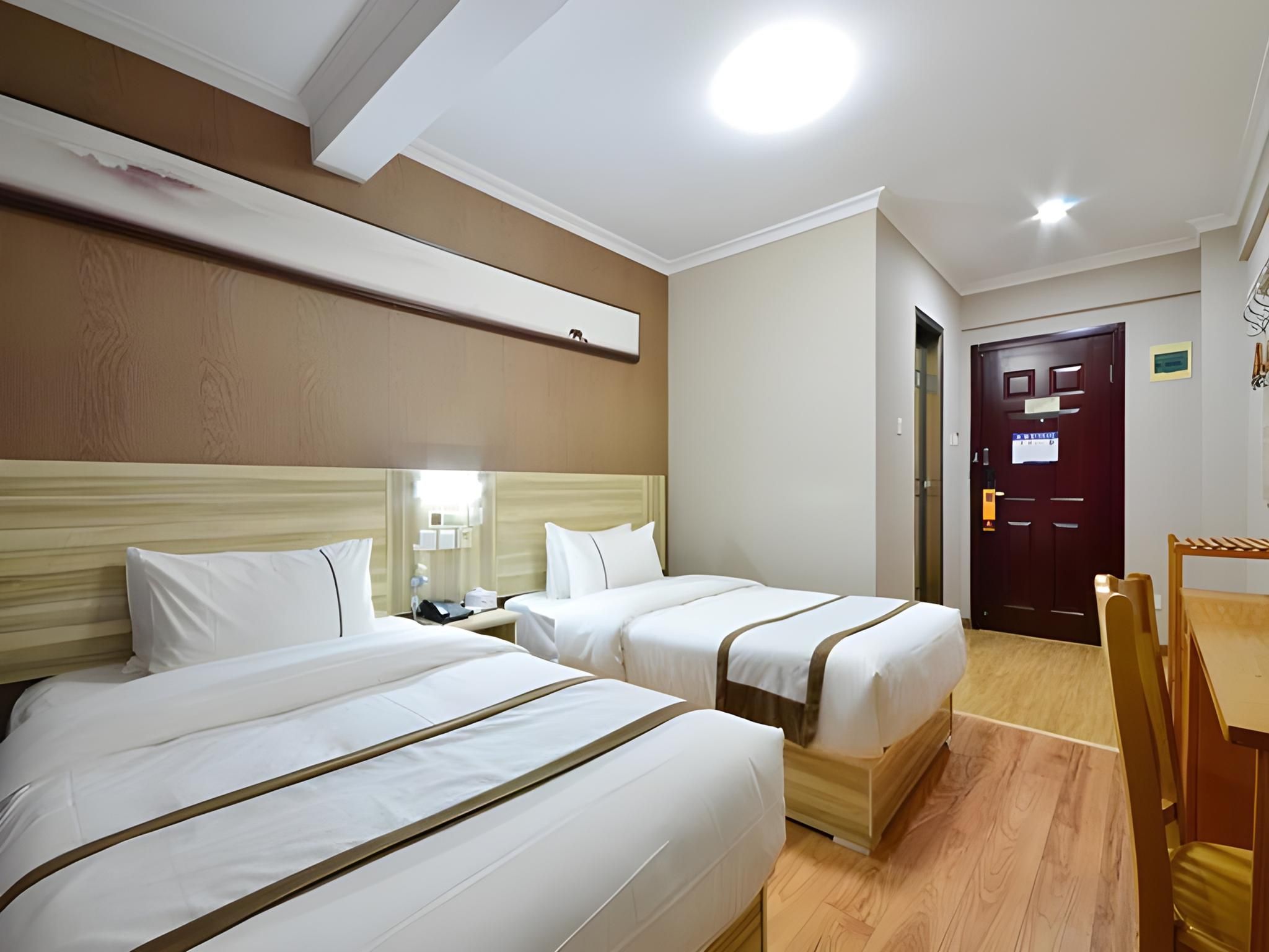 Dossen - Business Twin Room