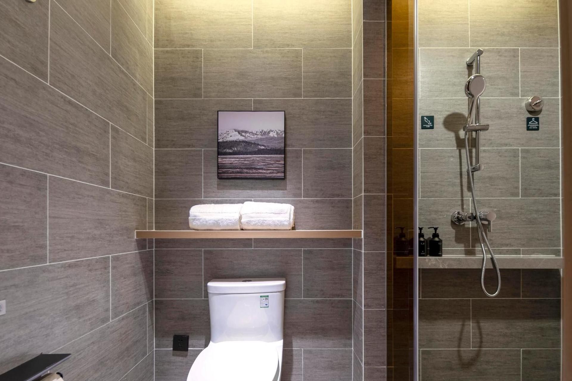 Jimu Double Room