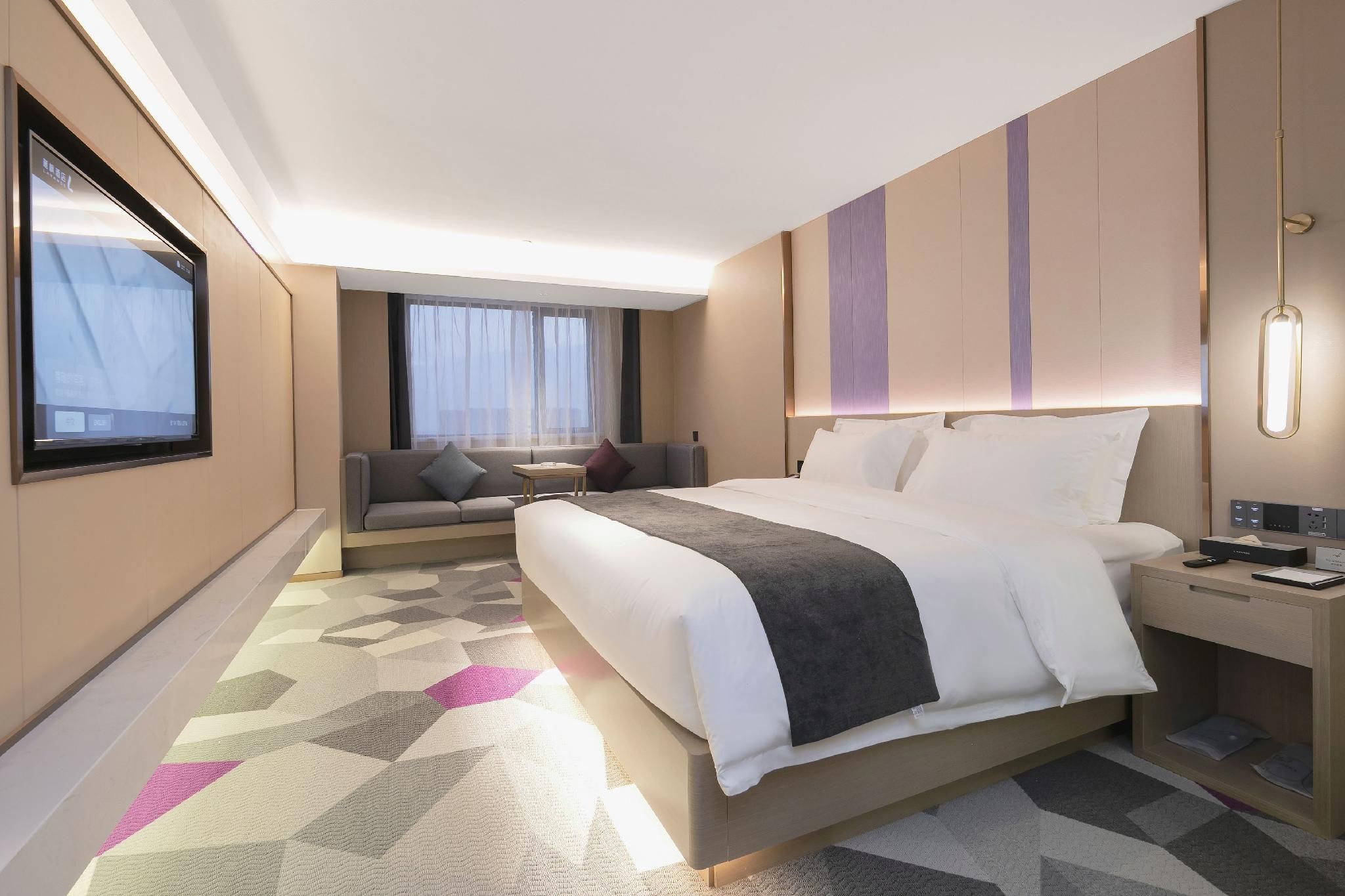 WH - 1 Bed Room with View