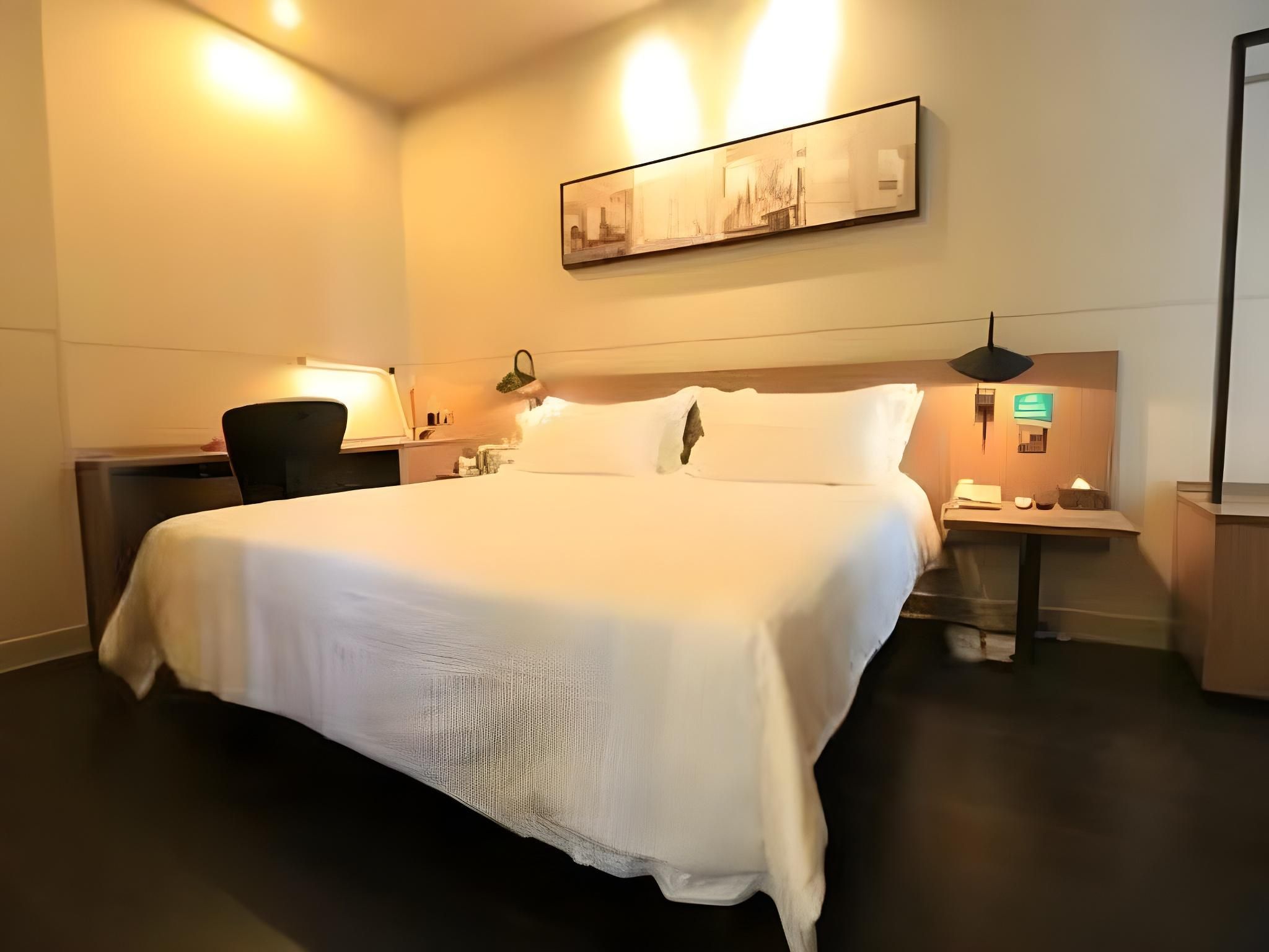 Business Suite A