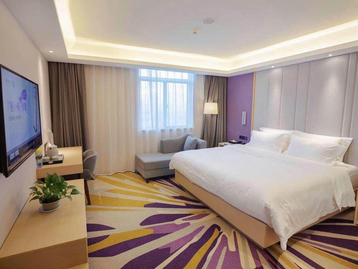 WH - Deluxe Bed Room